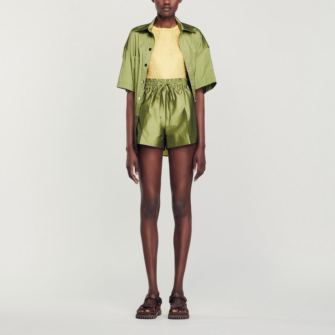 Short satiné Sandro seconde main