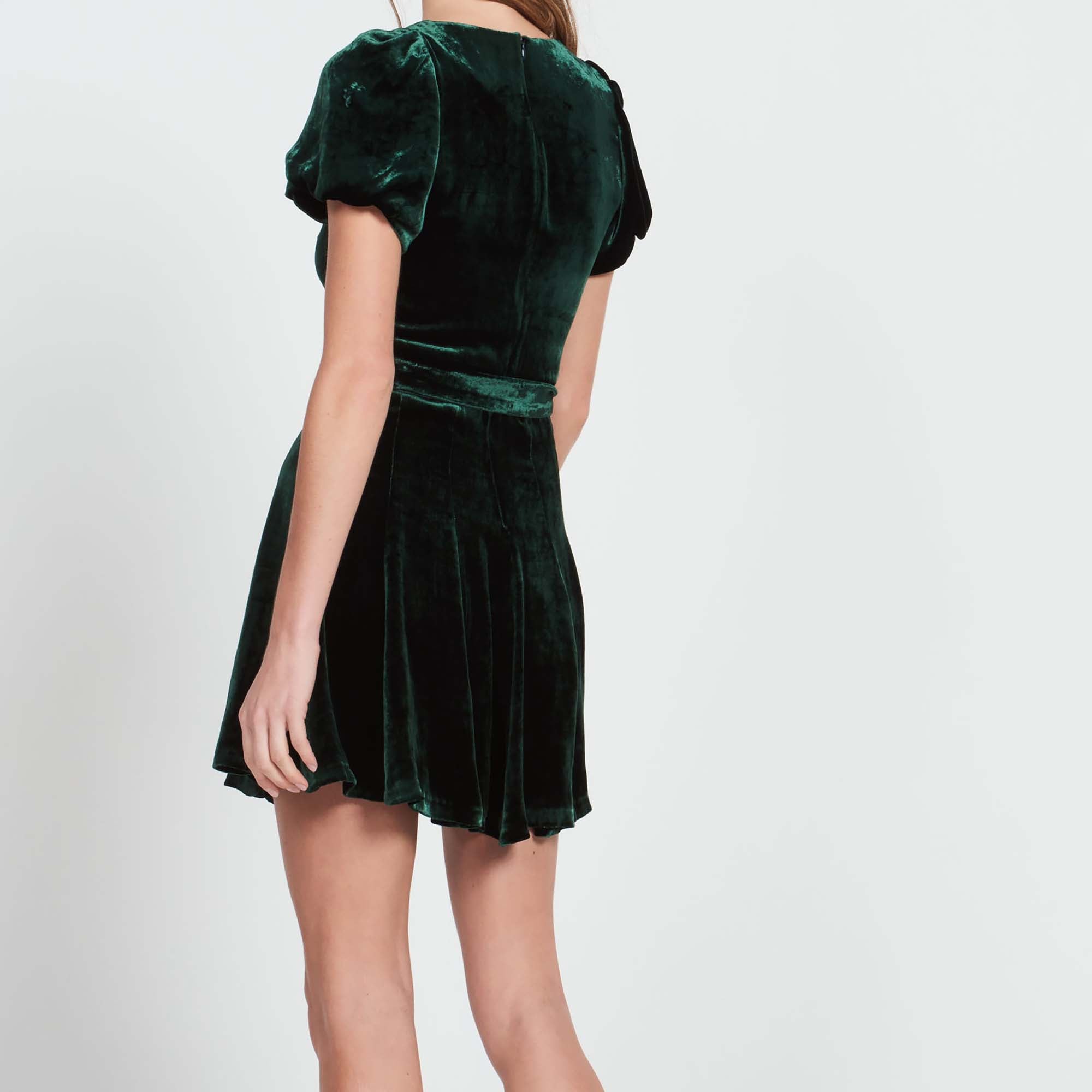 Robe en velours ceinturée Sandro seconde main