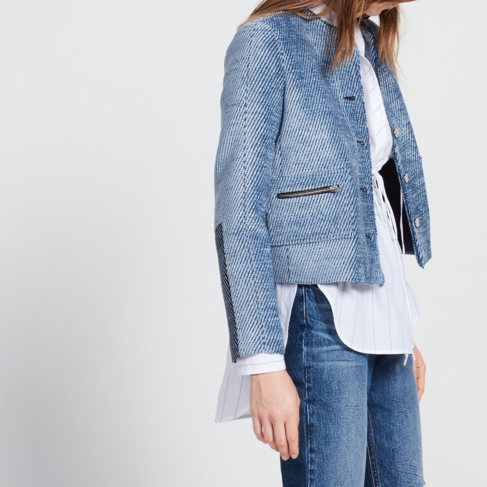 Veste en matière texturée et zips Sandro seconde main