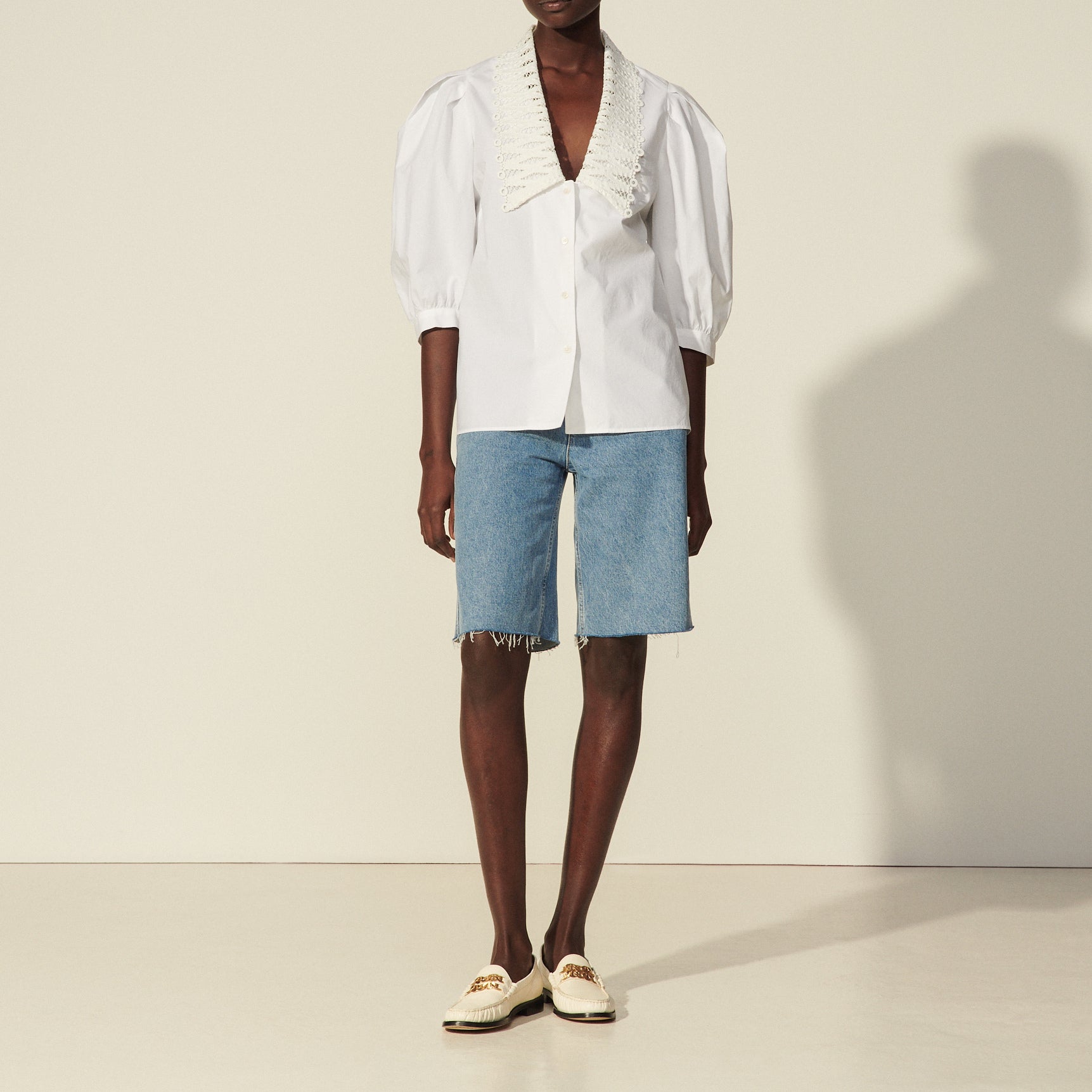 Chemise à grand col en dentelle Sandro seconde main