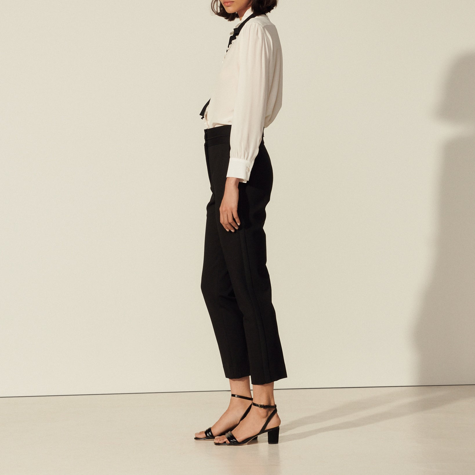 Pantalon classique taille haute Sandro seconde main