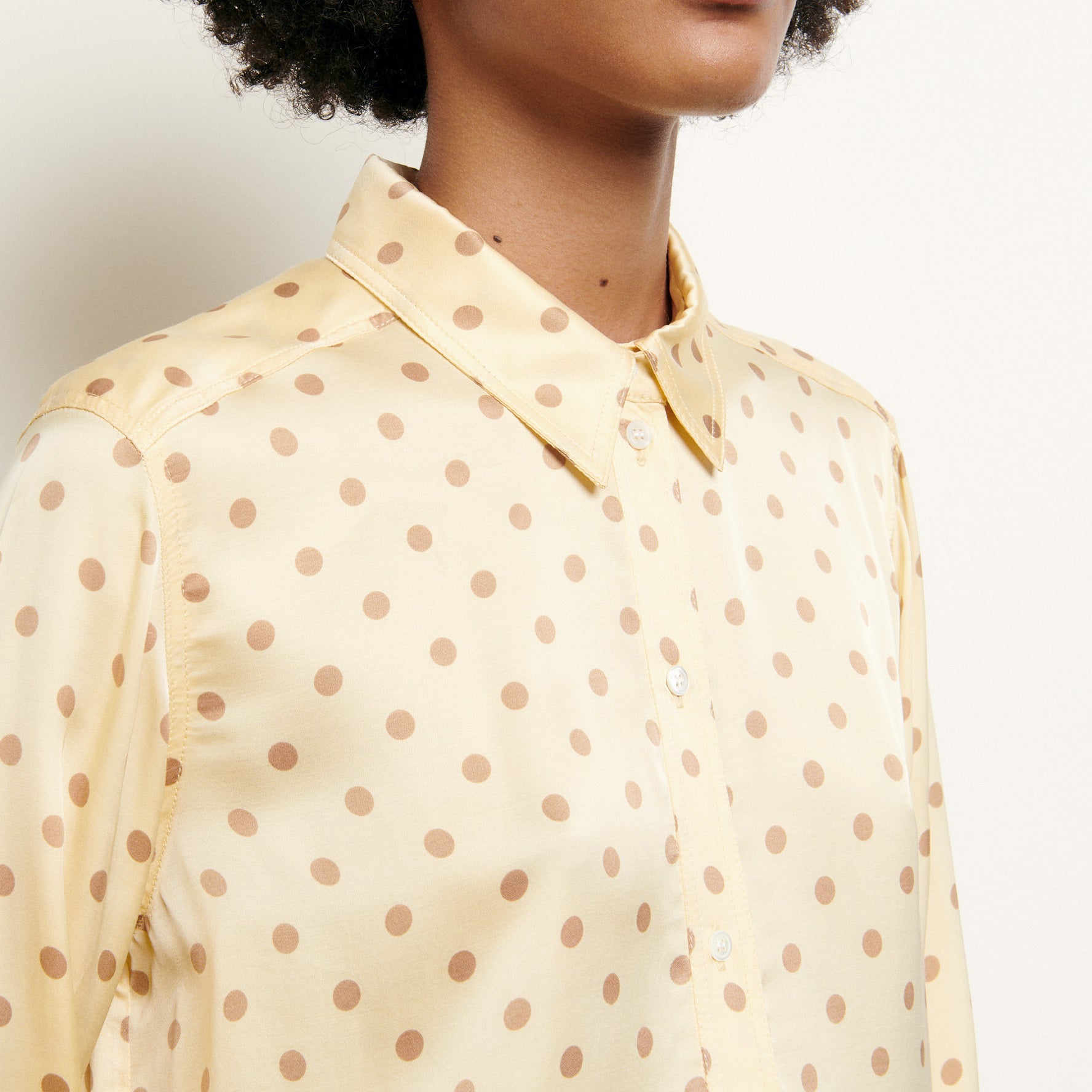 Chemise classique imprimée pois Sandro seconde main