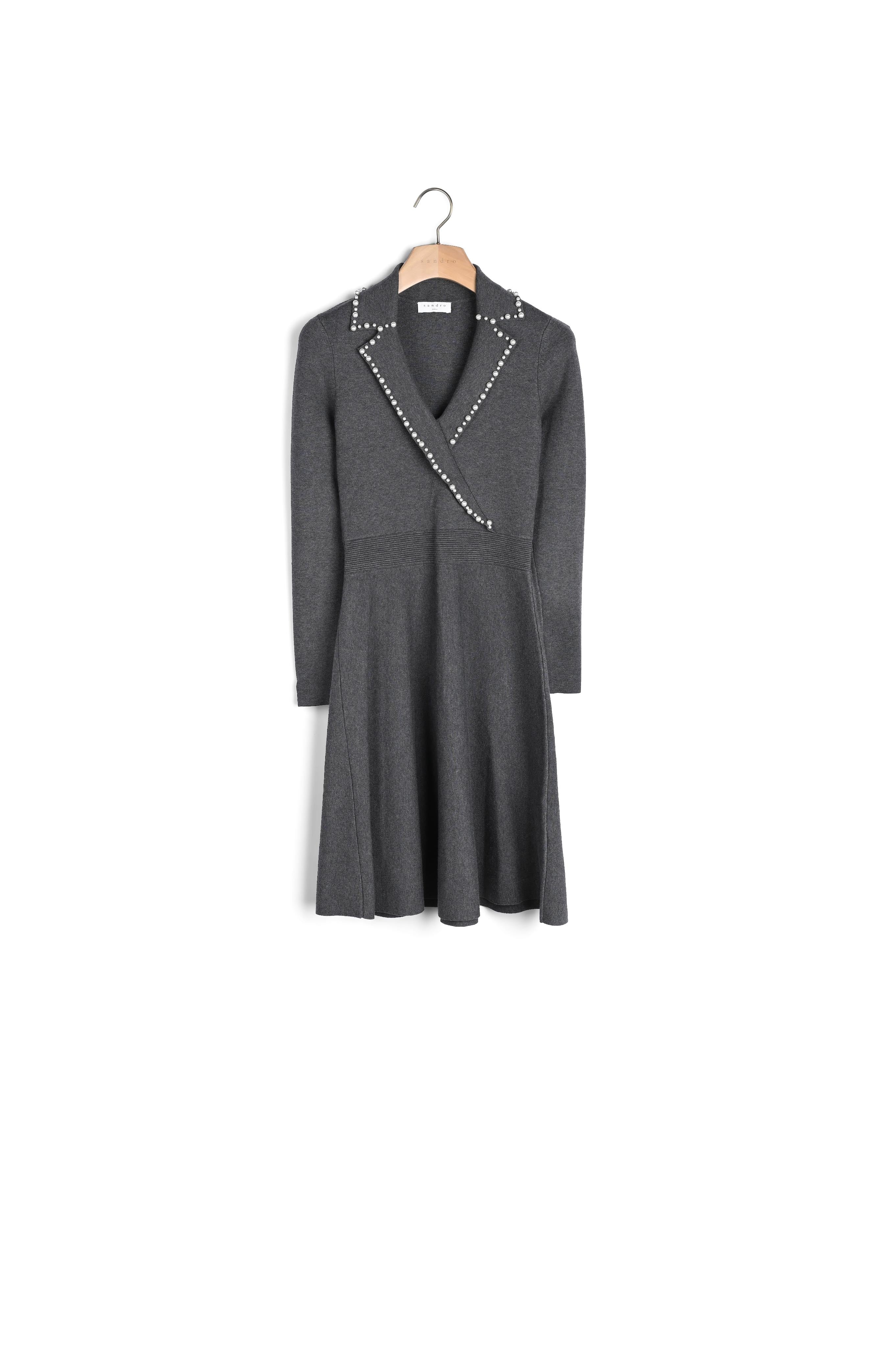 Robe en Maille ornée de perles Sandro seconde main