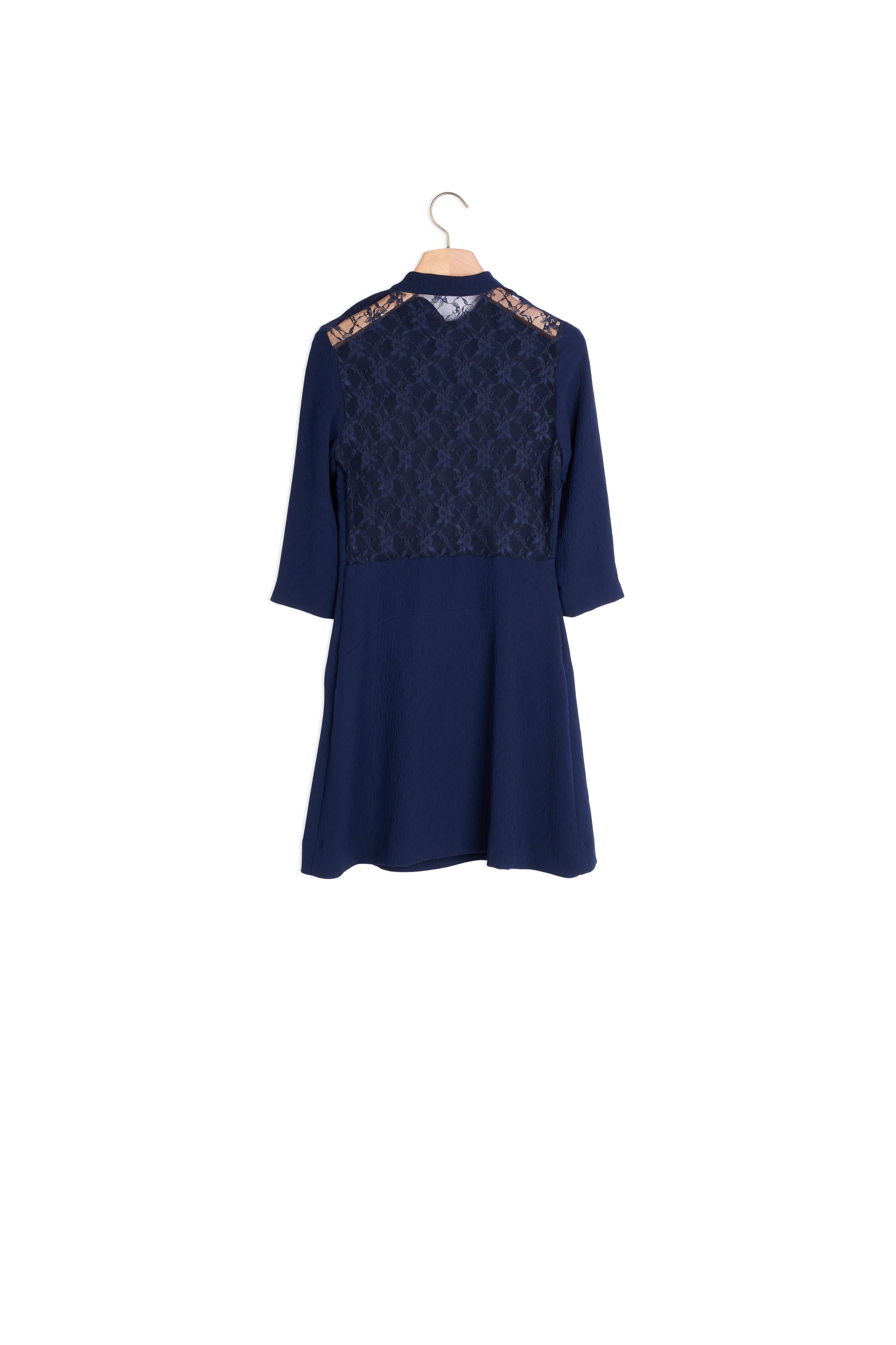 Robe matière gaufrée dos en dentelle Sandro seconde main