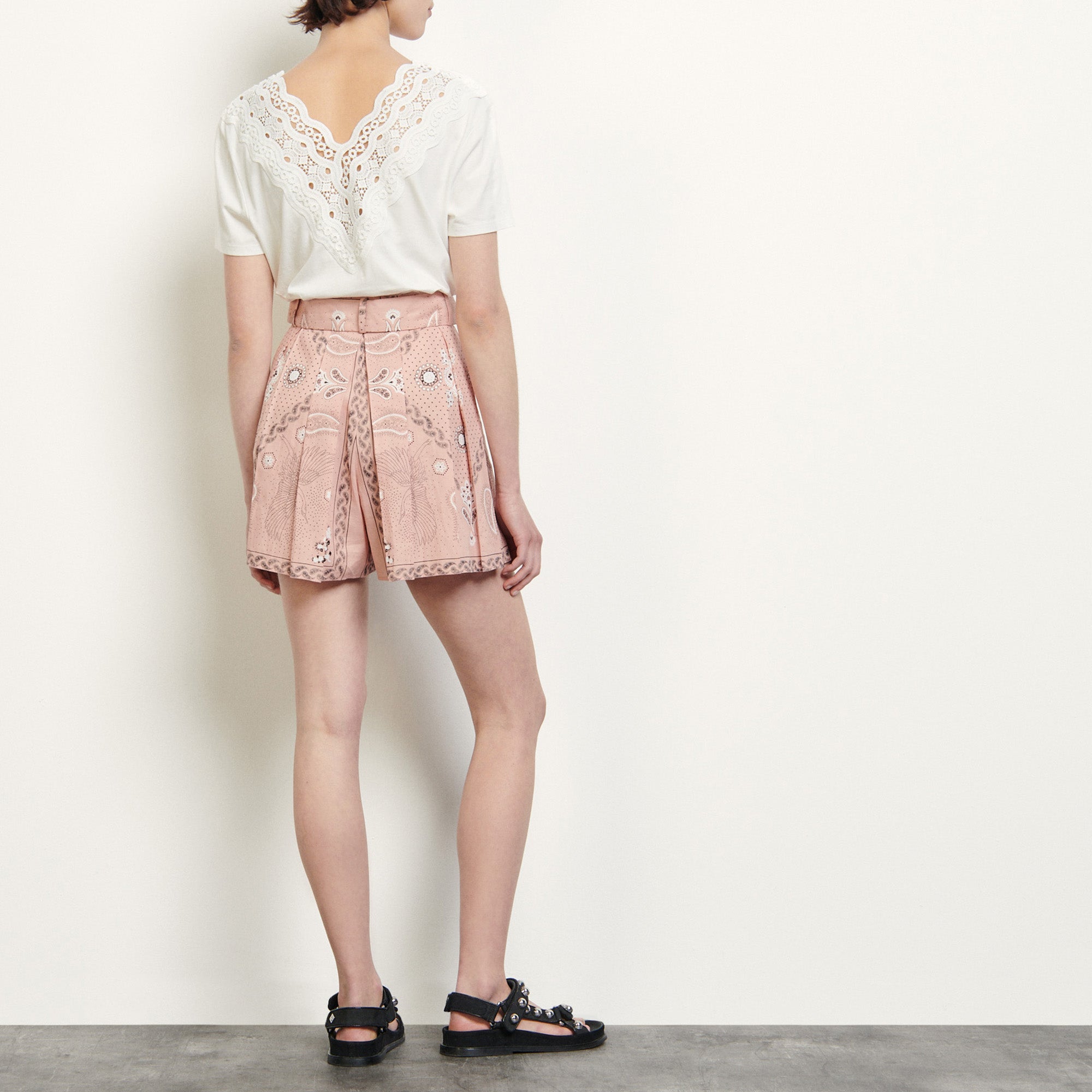 Short imprimé en lin et coton Sandro seconde main