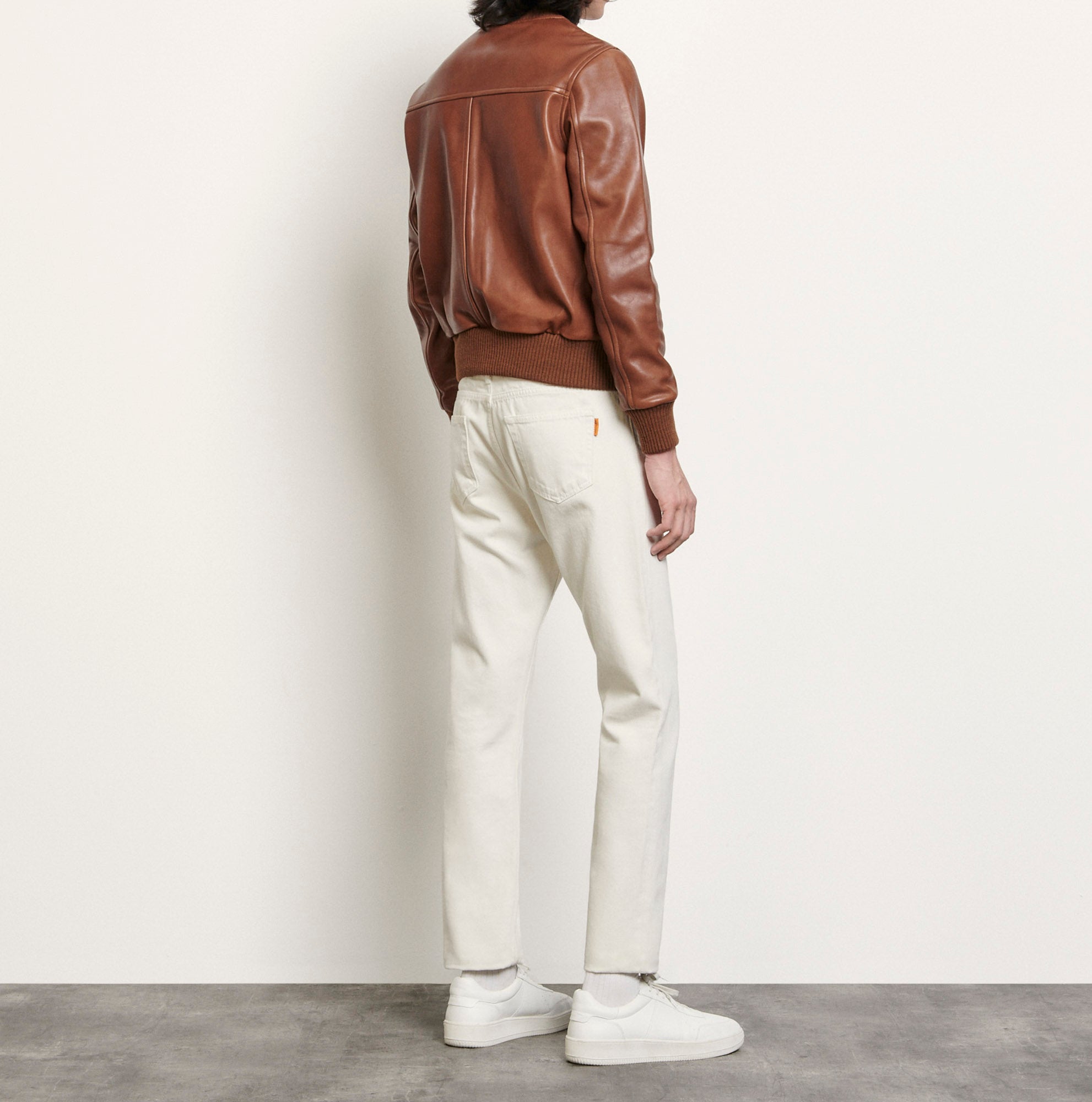 Blouson zippé en cuir Sandro seconde main