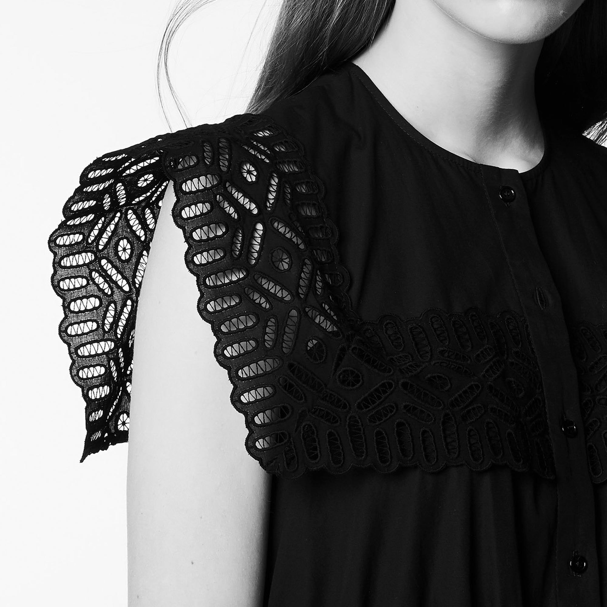 Robe coton mi longue insert de dentelle Sandro seconde main