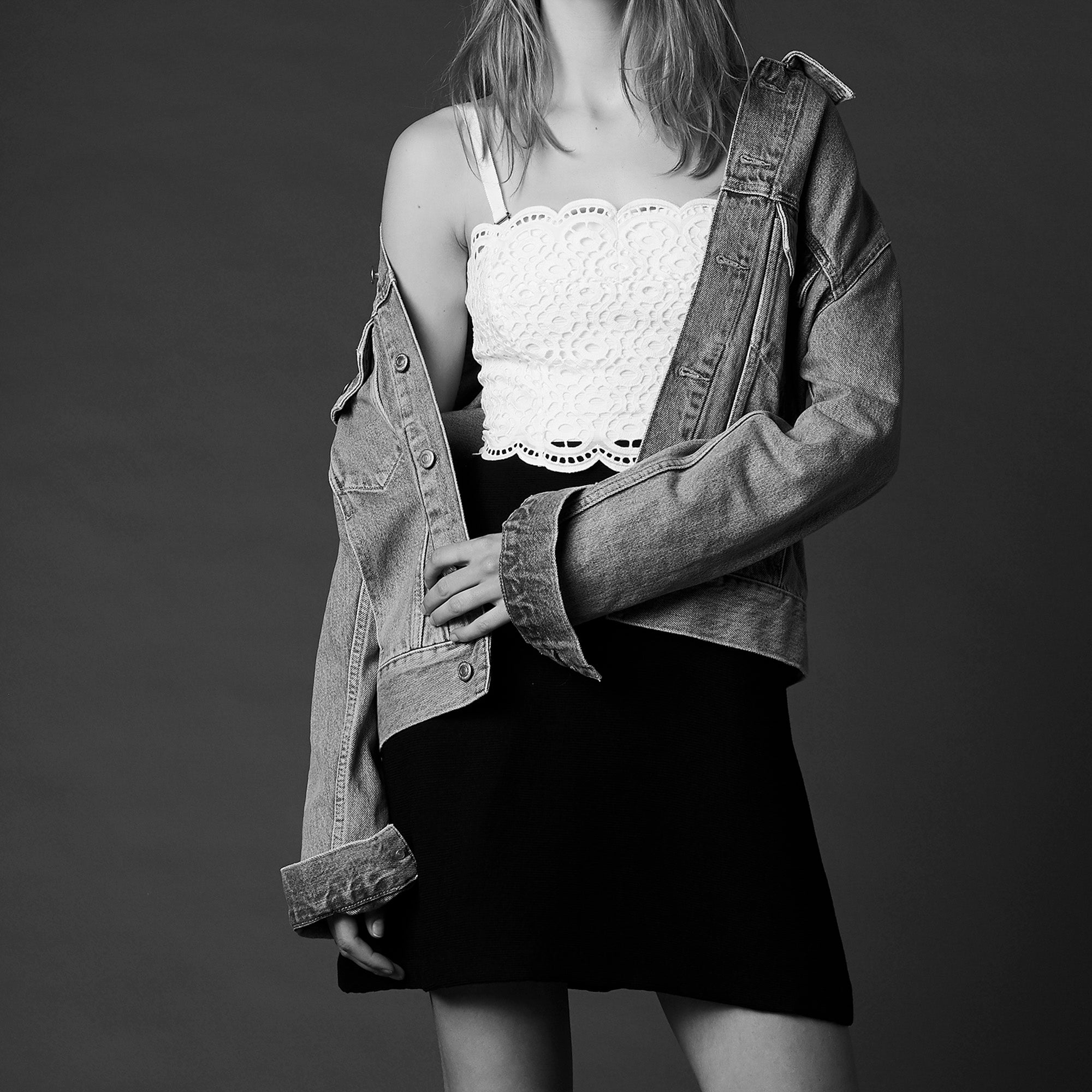 Robe bicolore à fines bretelles Sandro seconde main