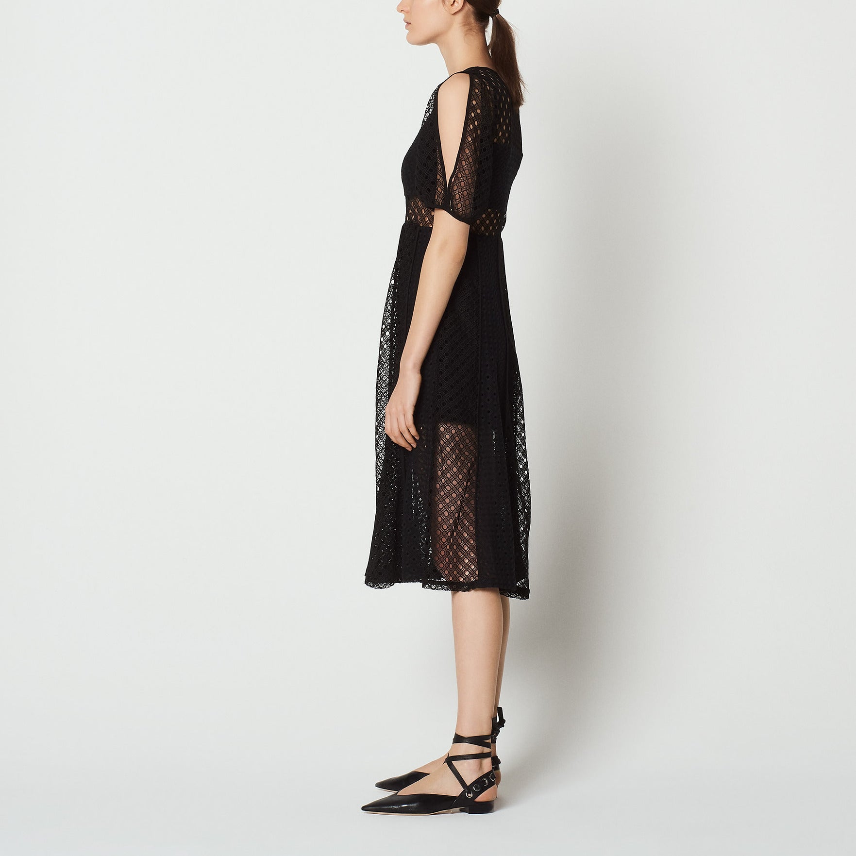 Robe en dentelles all over Sandro seconde main