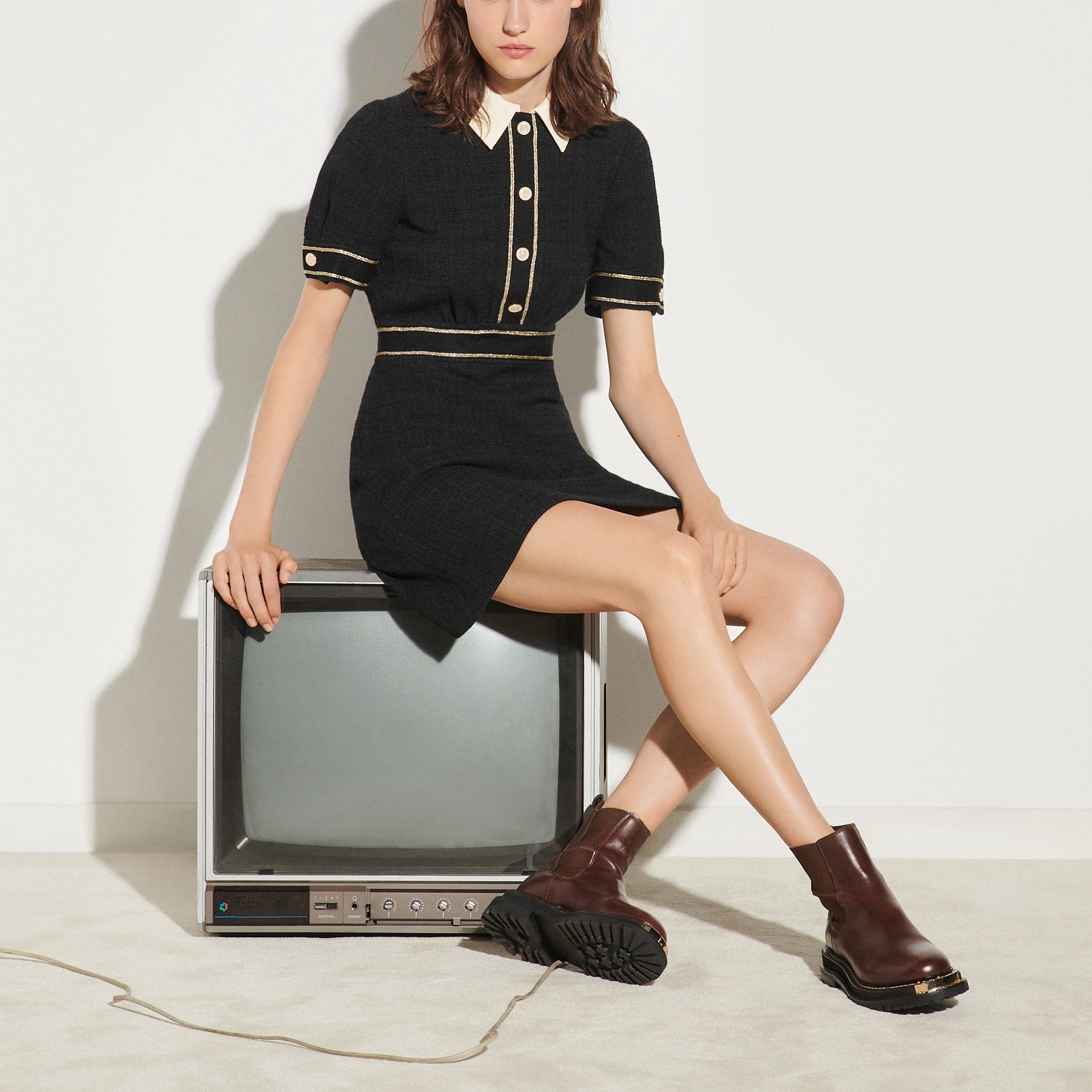 Robe manches courtes en tweed Sandro seconde main