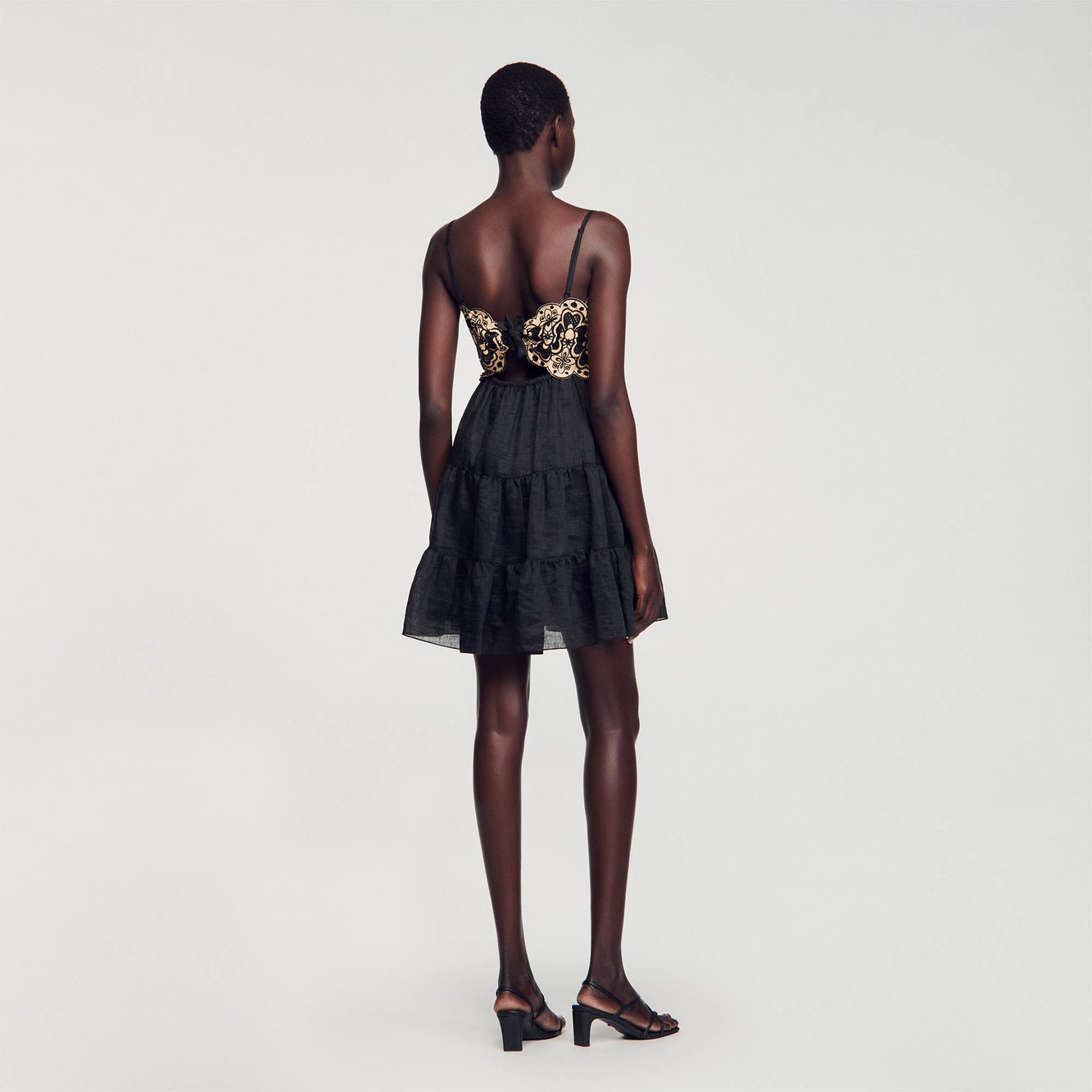 Robe bicolore brodée Sandro seconde main