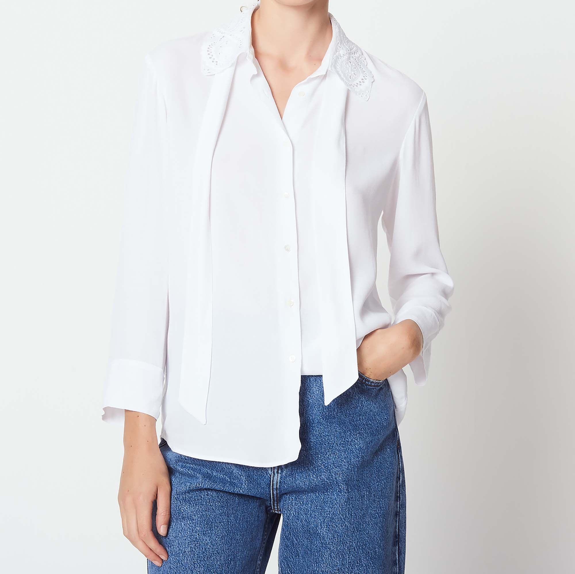 Chemise avec col en broderie anglaise Sandro seconde main
