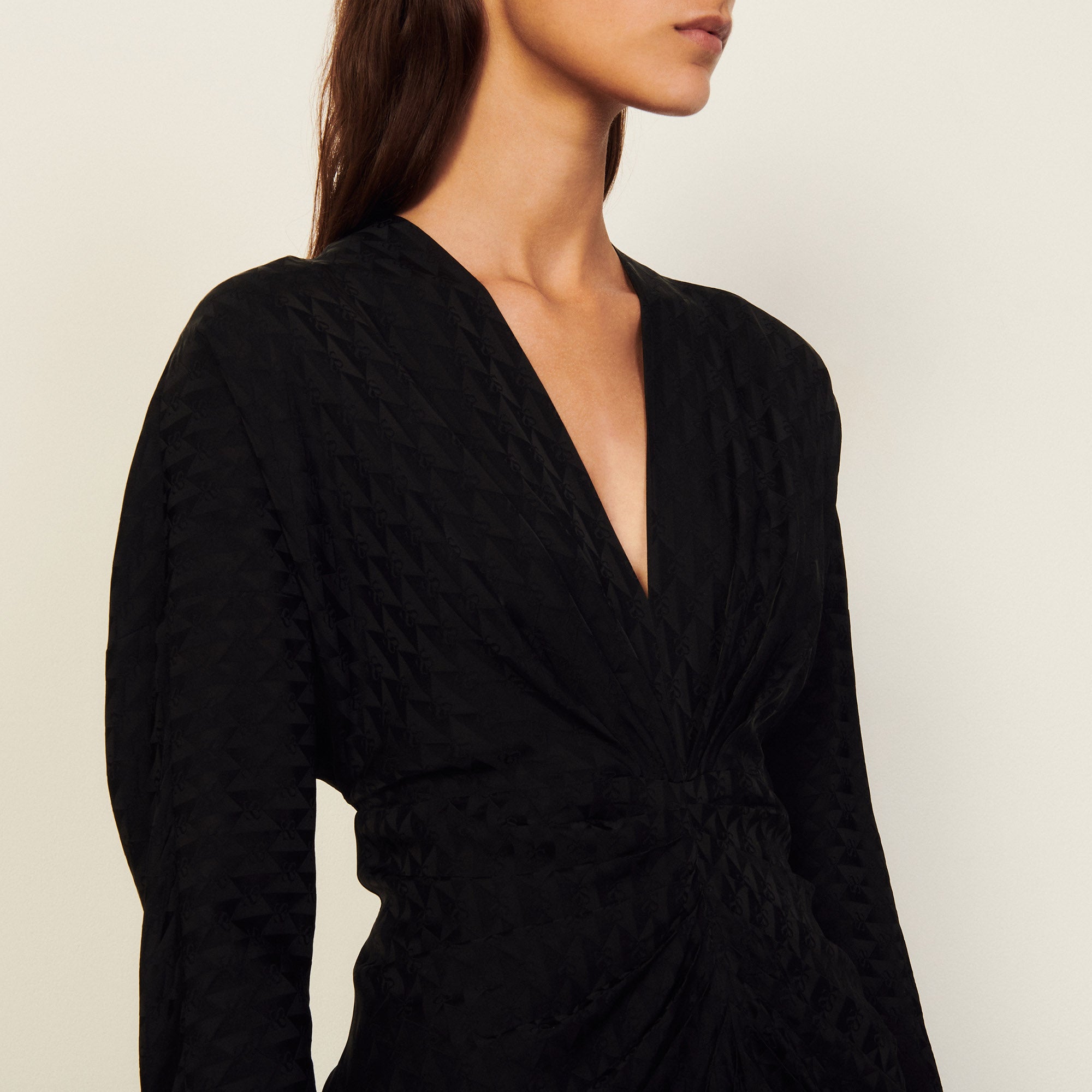 Robe Noir Sandro seconde main