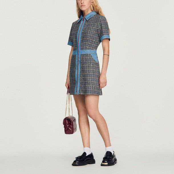 Robe courte en tweed et denim Sandro seconde main