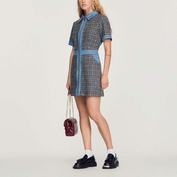 Robe courte en tweed et denim Sandro seconde main