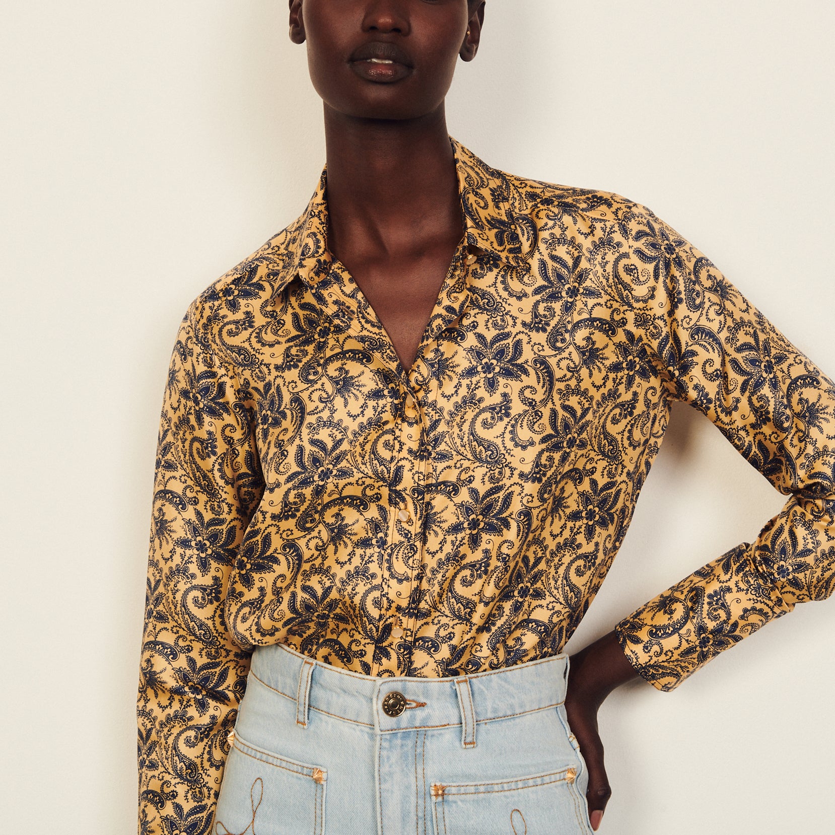 Chemise fluide en soie imprimée Sandro seconde main