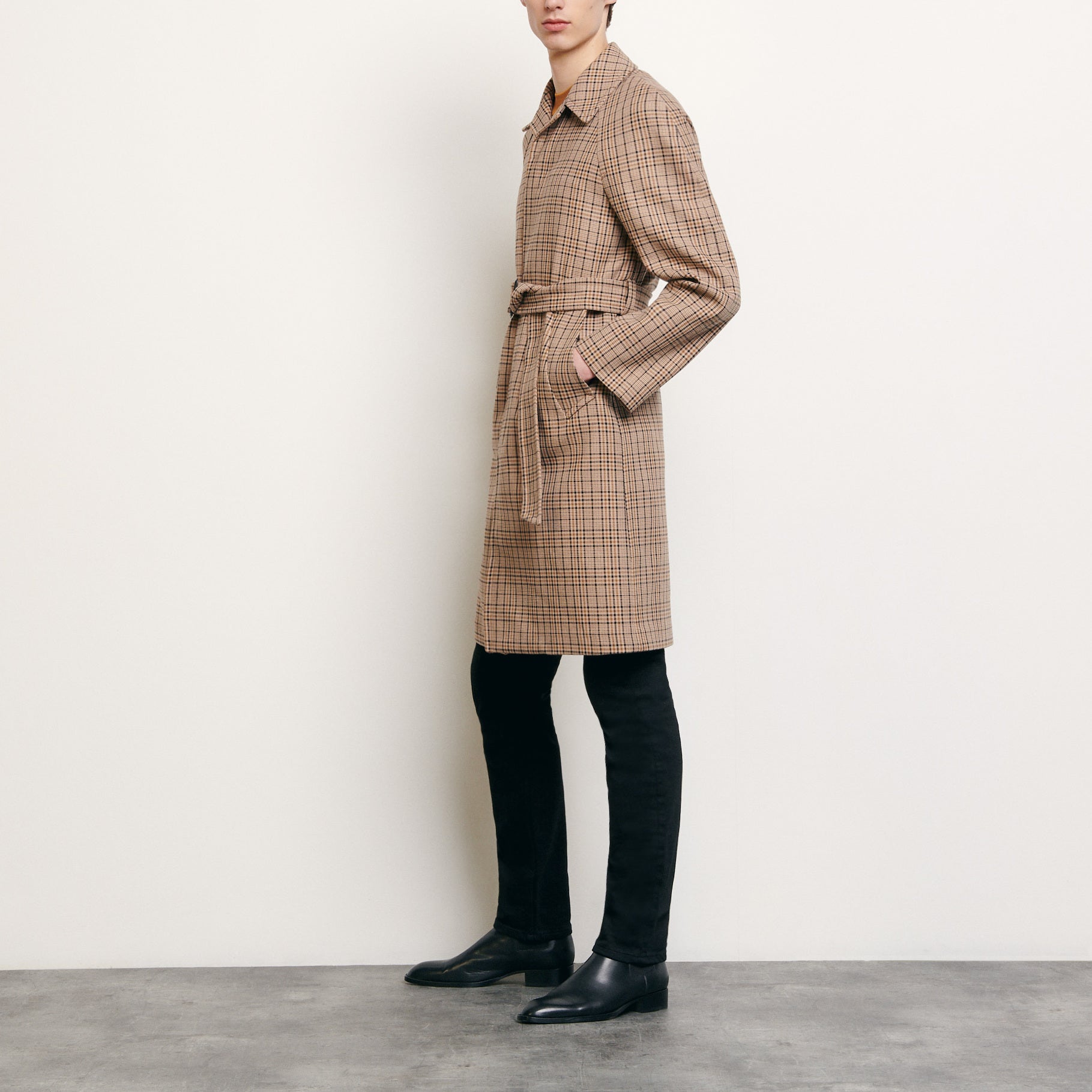 Manteau à carreaux fantaisie Sandro seconde main