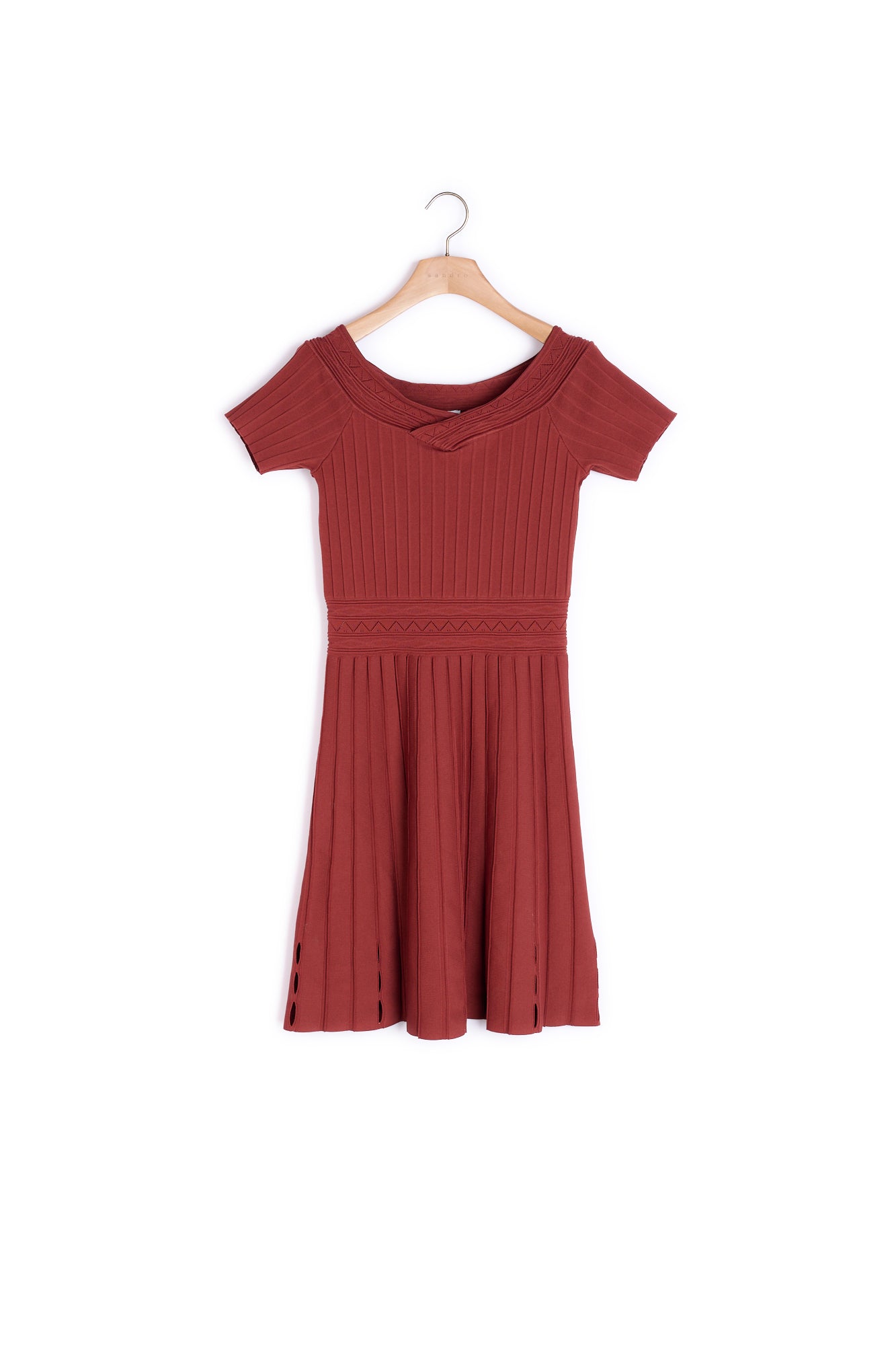 Robe en Maille avec jeux de coutures Sandro seconde main