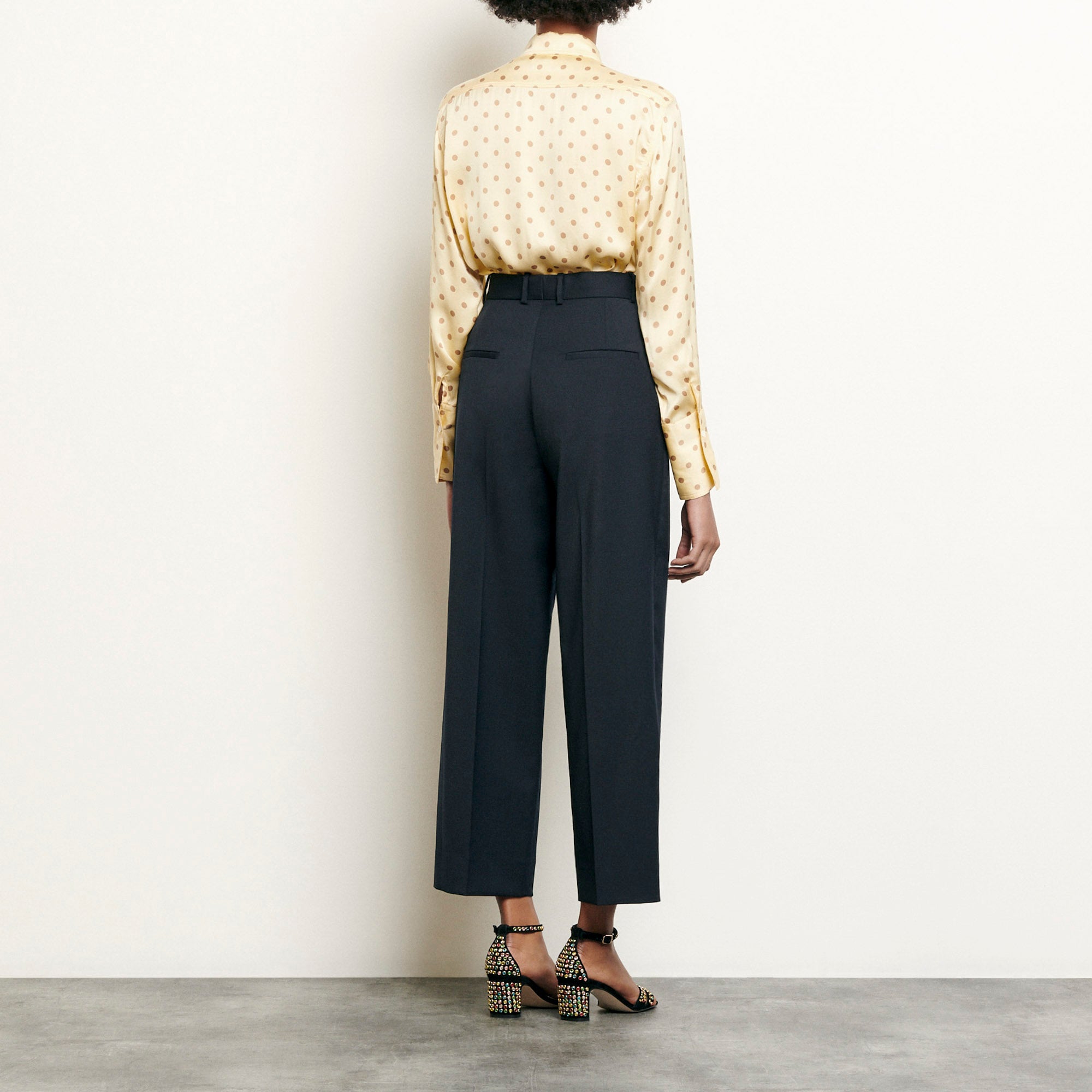 Pantalon de tailleur en laine Sandro seconde main