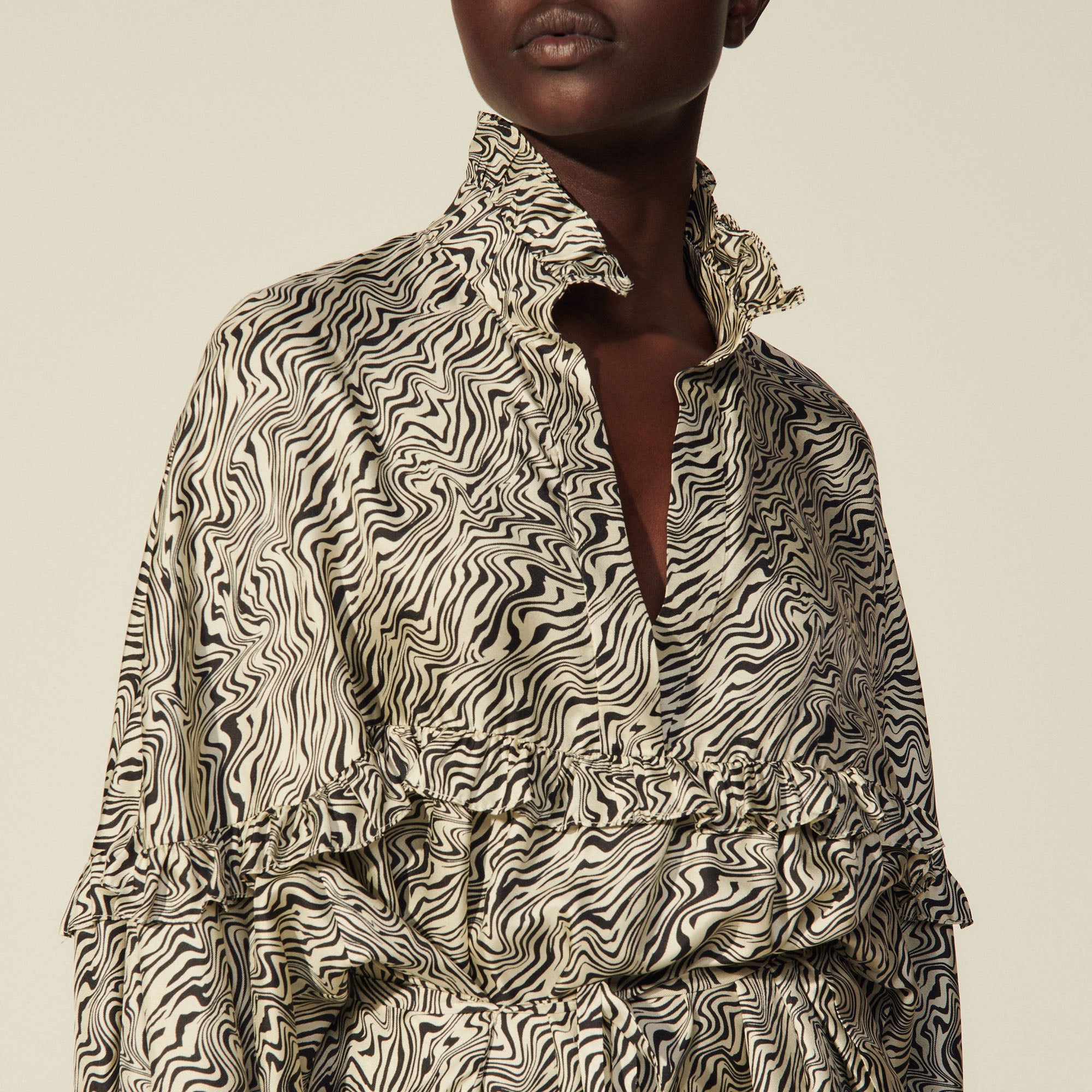 Robe imprimée oversize en soie Sandro seconde main