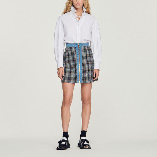 Jupe courte en tweed et Jean Sandro seconde main