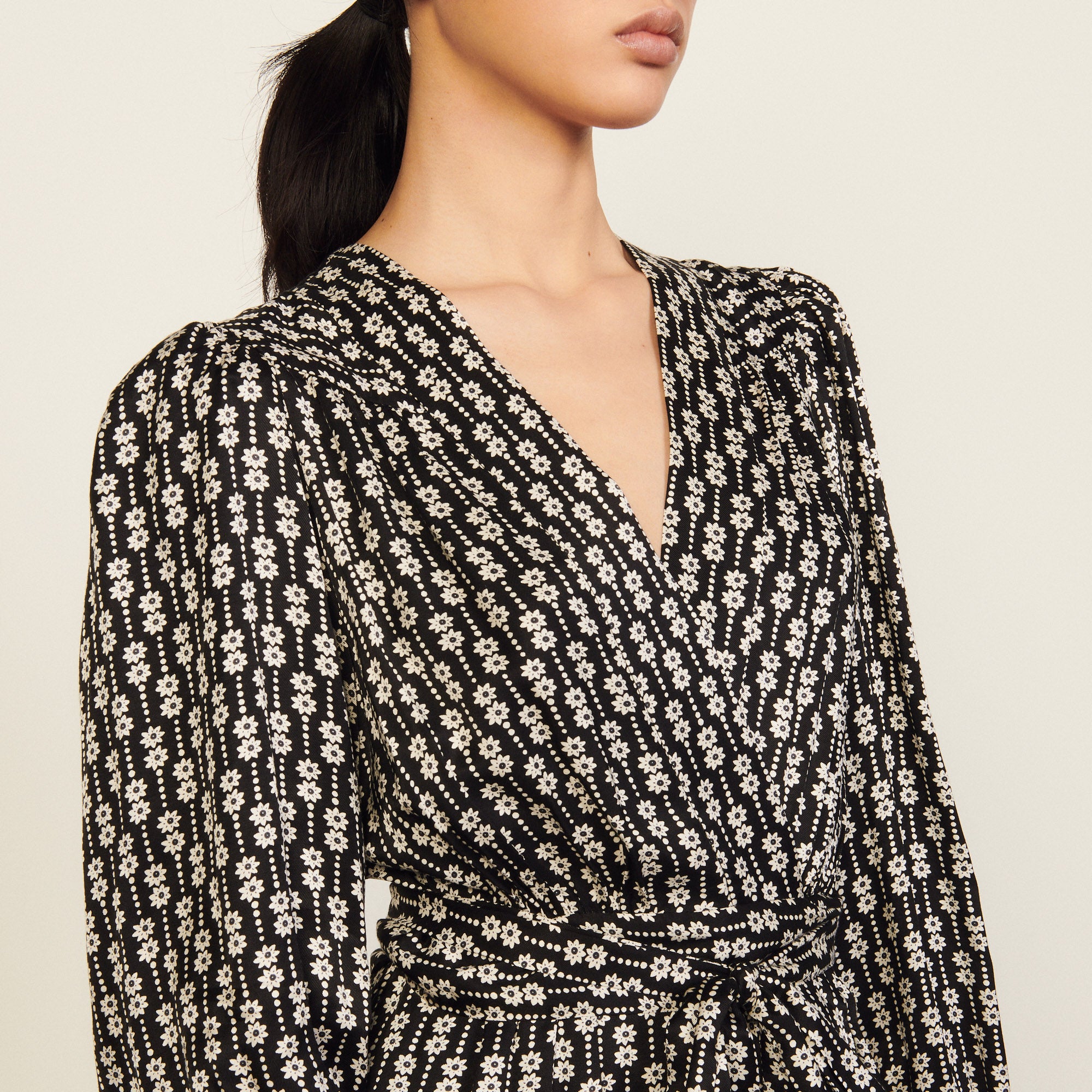 Robe Noir / Blanc Sandro seconde main