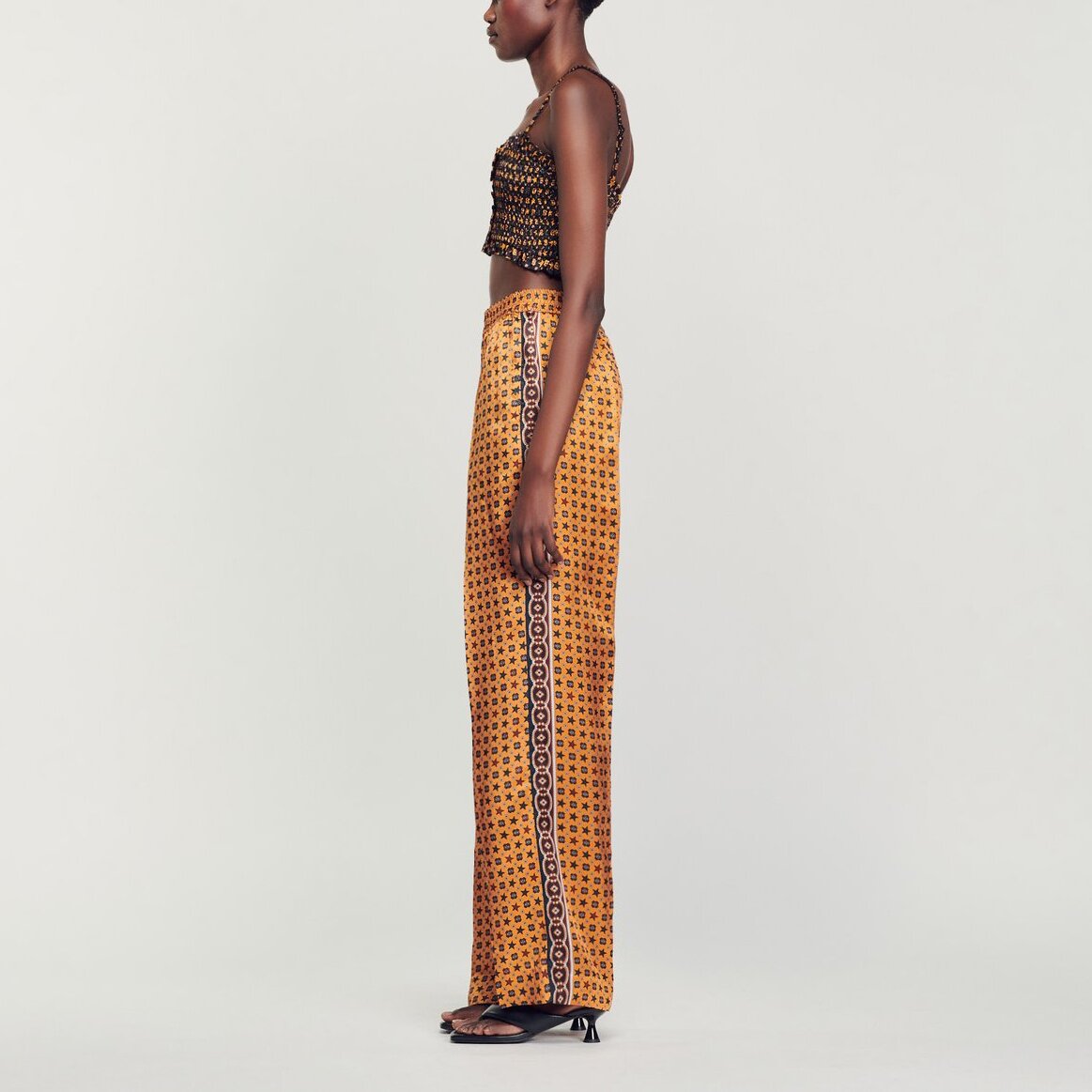 Pantalon satiné imprimé Sandro seconde main