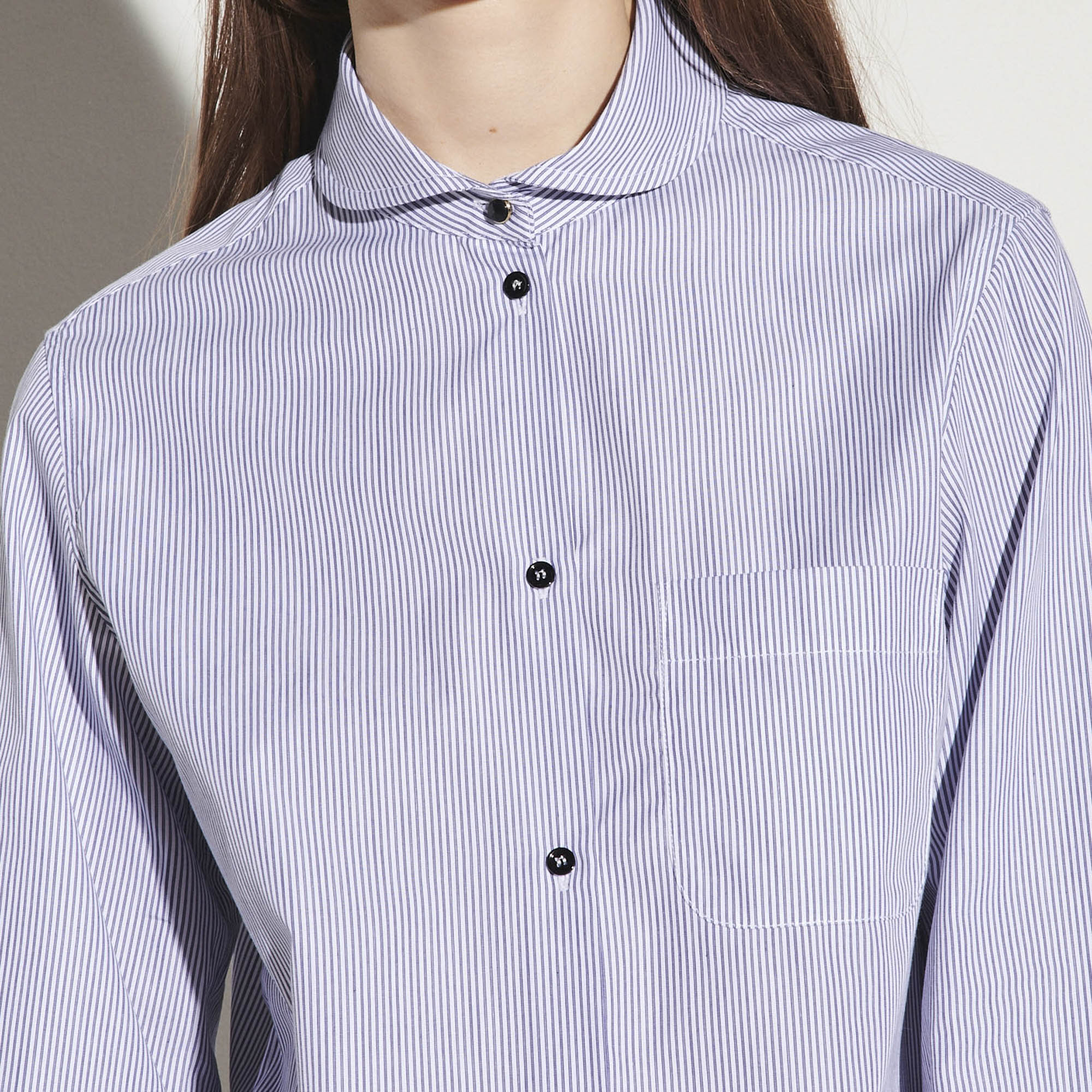 Chemise rayée et son col arrondi Sandro seconde main