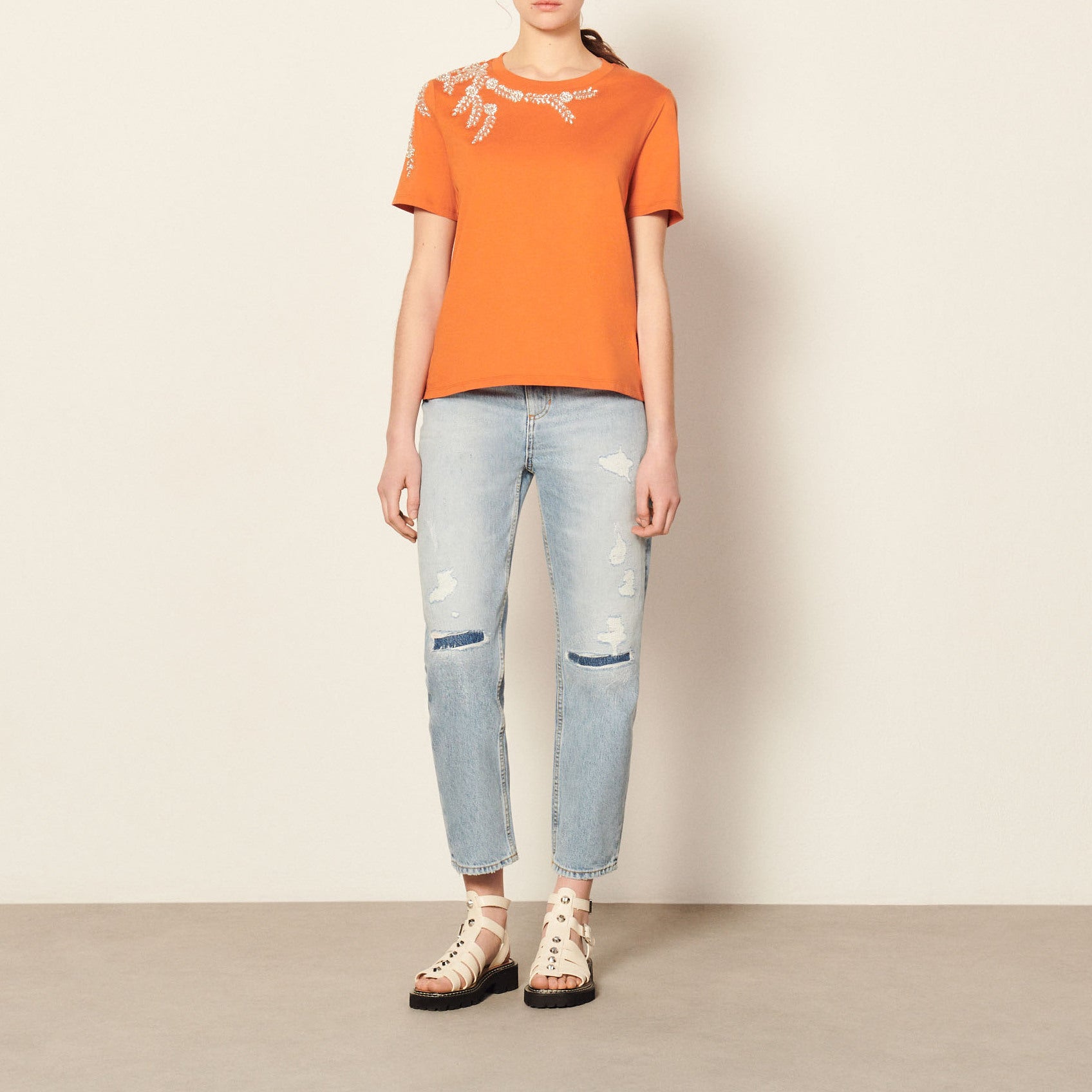 T-shirt orné de broderies et strass Sandro seconde main