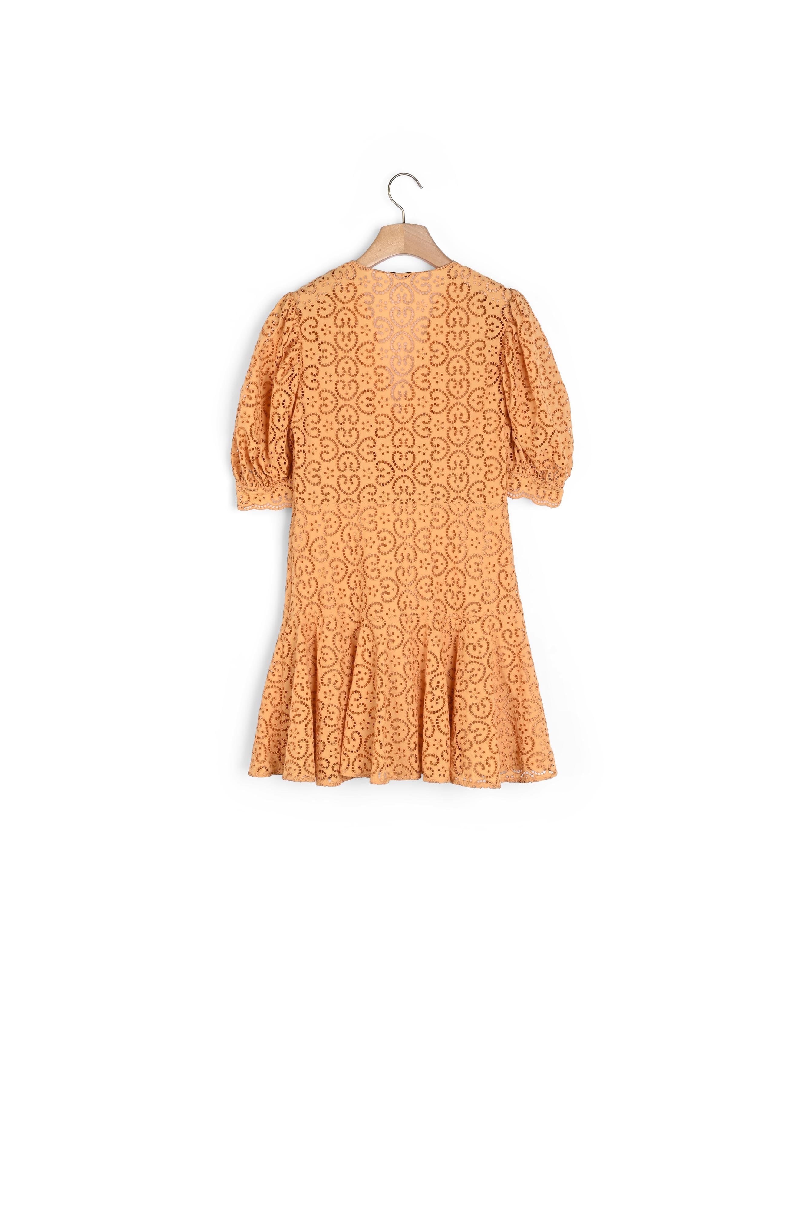 Robe courte en broderie anglaise Sandro seconde main