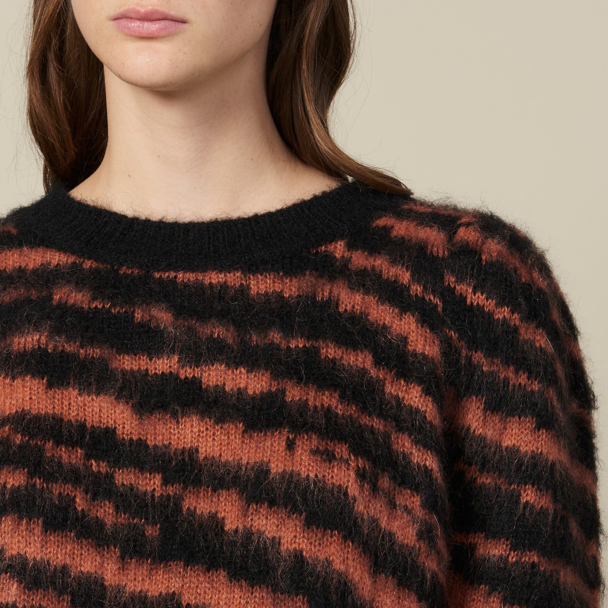 Pull poilu à jacquard zébré Sandro seconde main