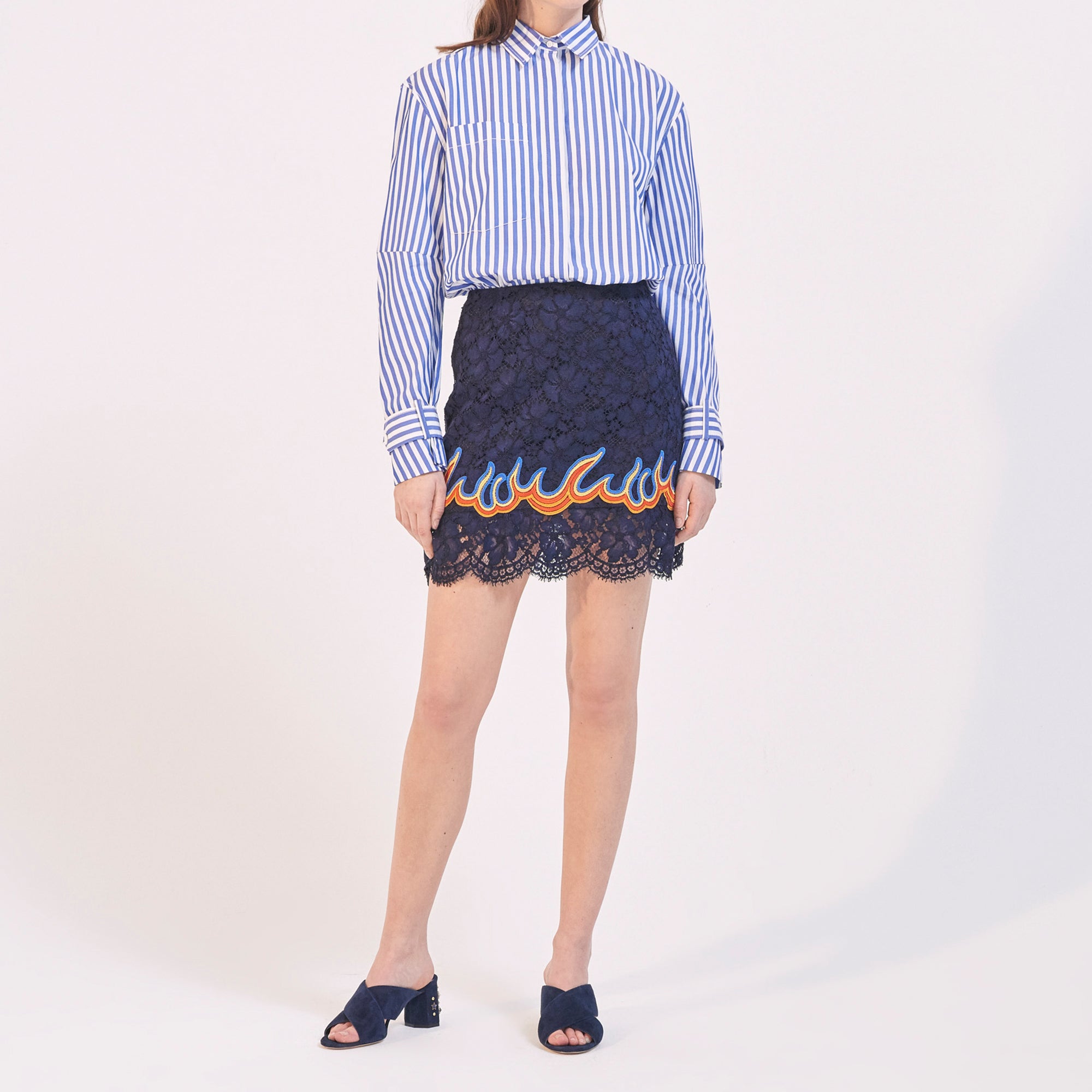 Jupe en dentelle et flammes Sandro seconde main