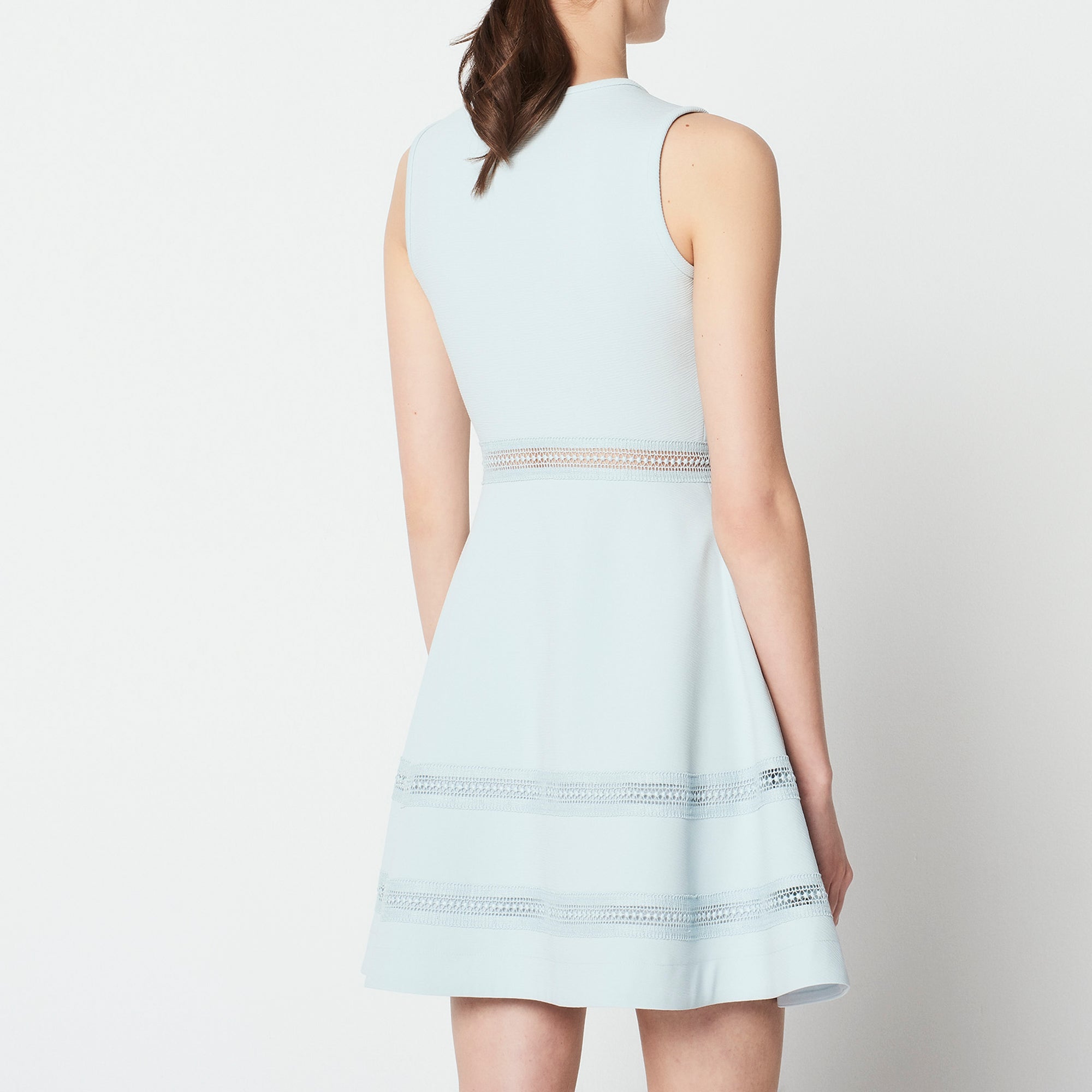 Robe à manches courtes avec galons Sandro seconde main