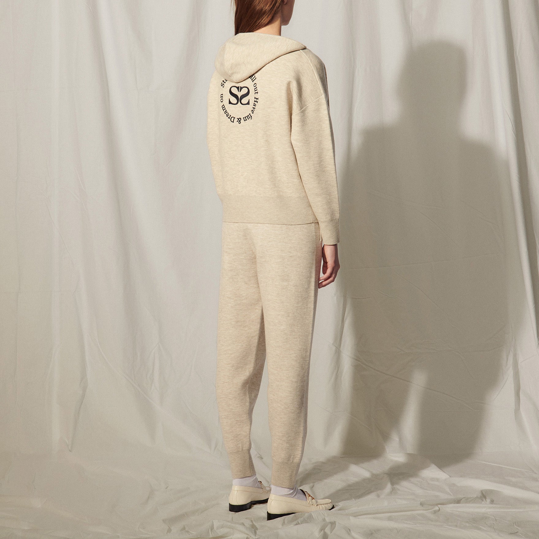 Hoodie zippé avec broderie au dos Sandro seconde main