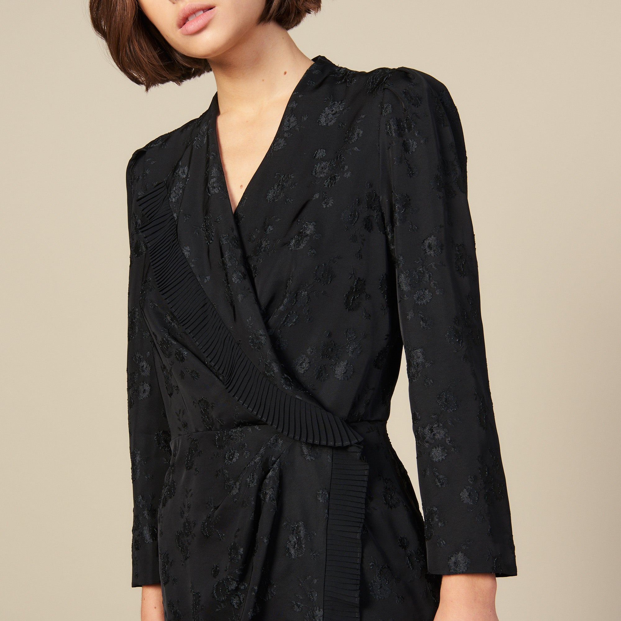 Robe courte portefeuille en jacquard Sandro seconde main