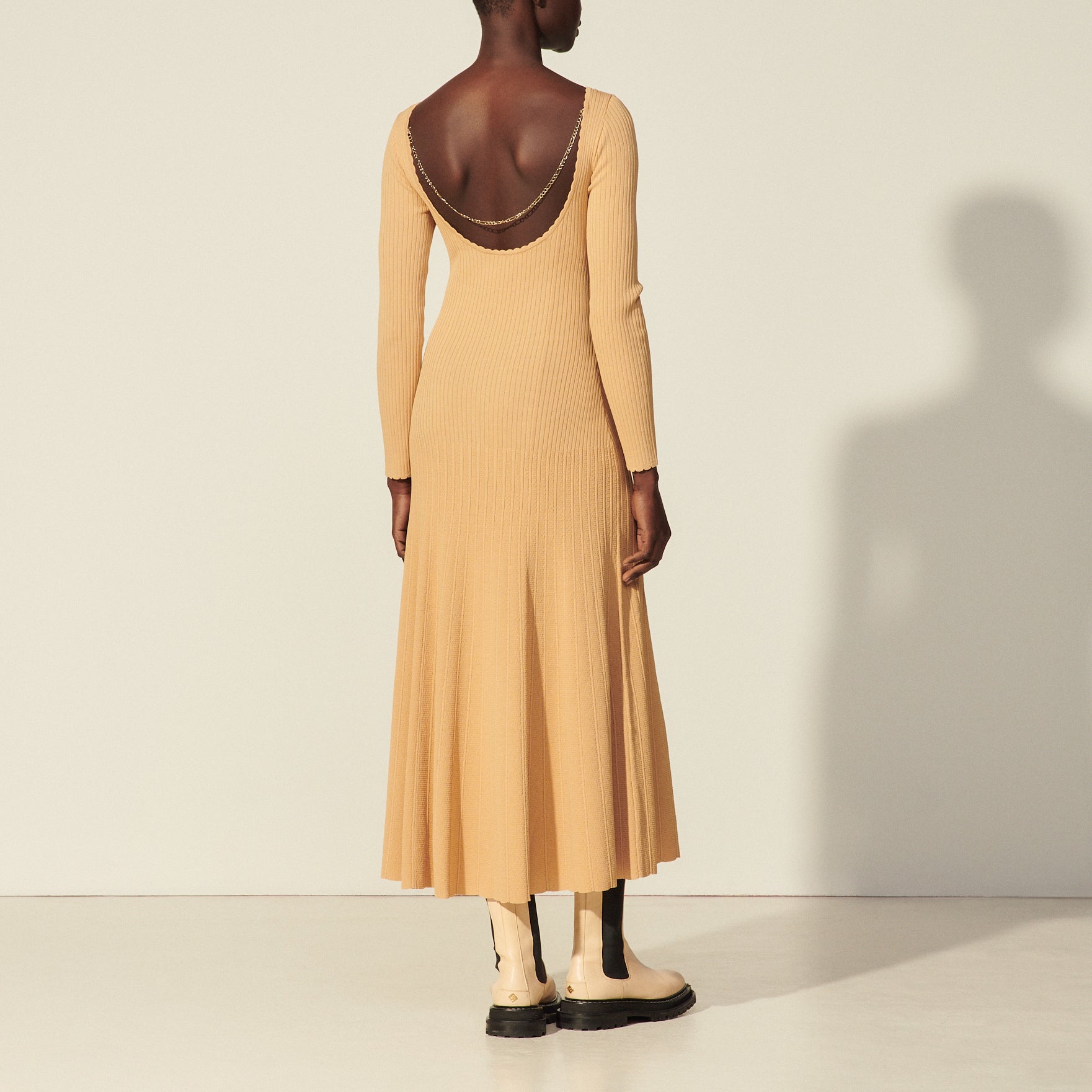 Robe longue en Maille à détail de chaine Sandro seconde main