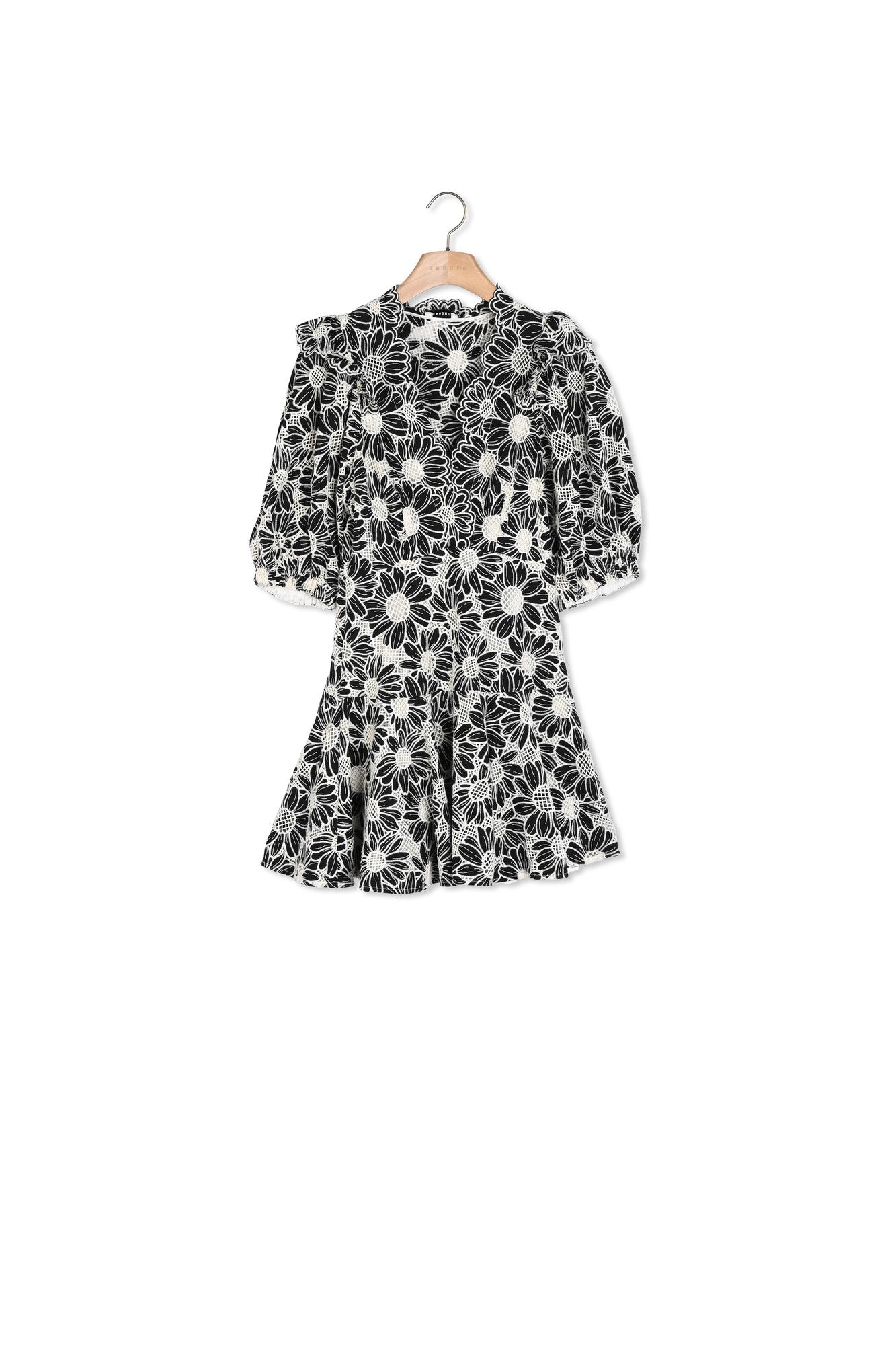 Robe courte au tissu brodé Sandro seconde main