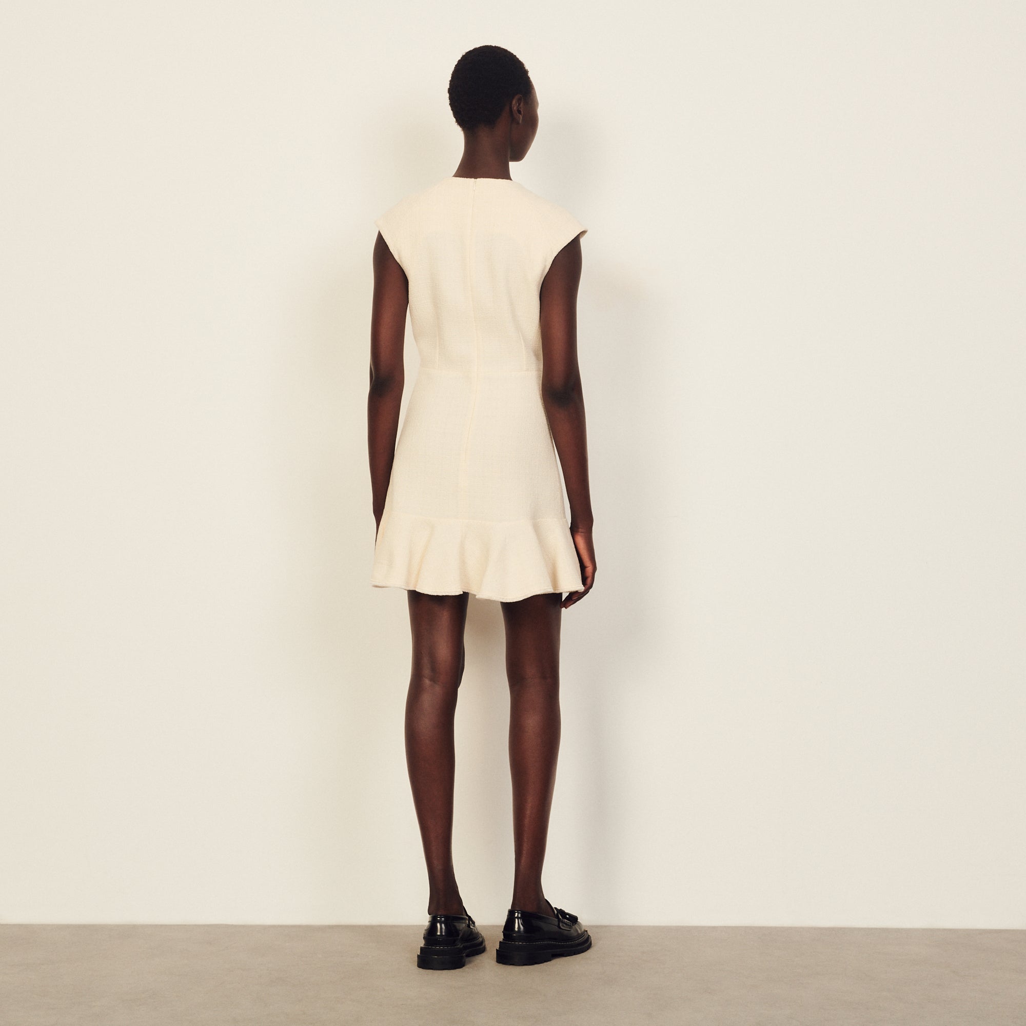 Robe courte en tweed Sandro seconde main