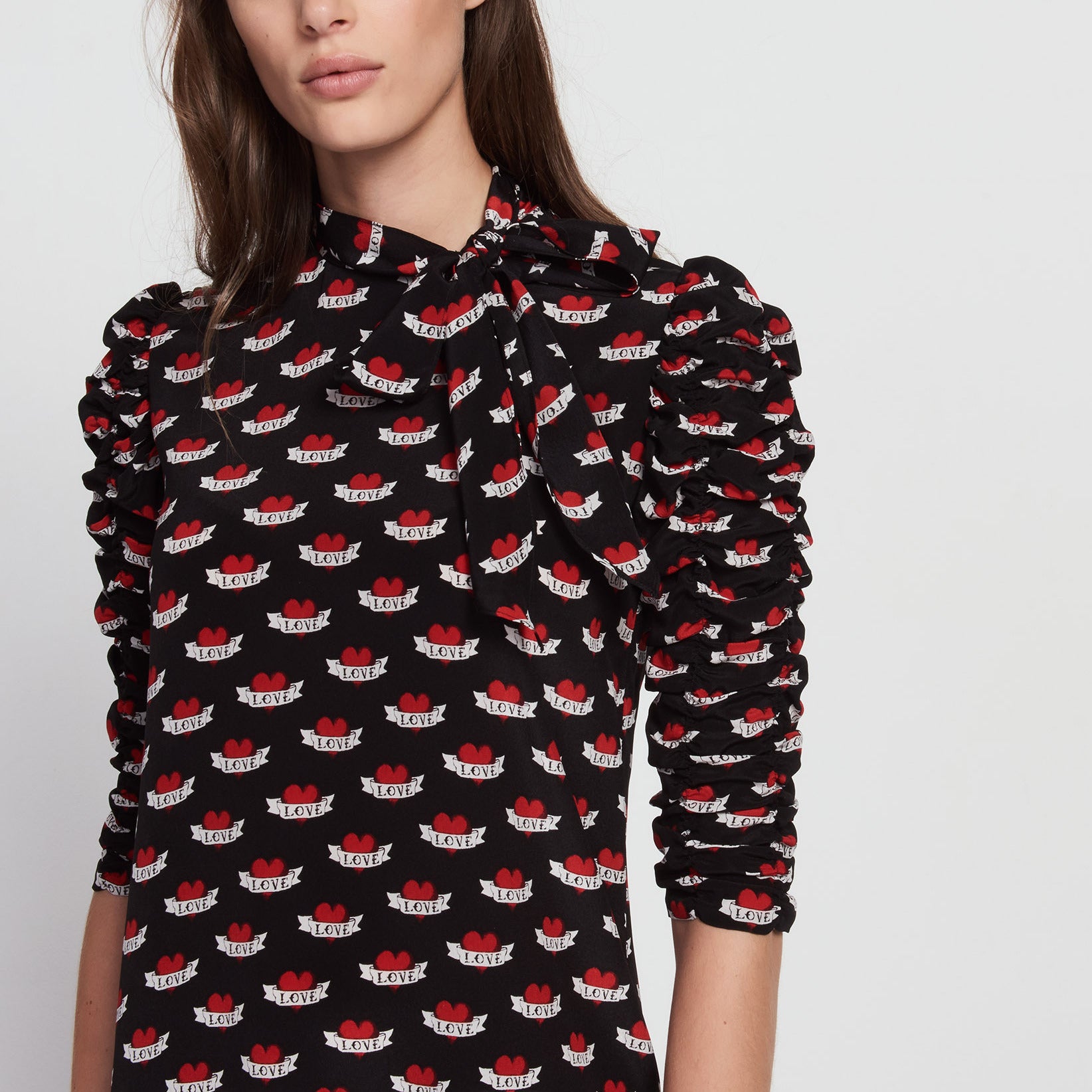 Robe en soie imprimé cœurs Sandro seconde main