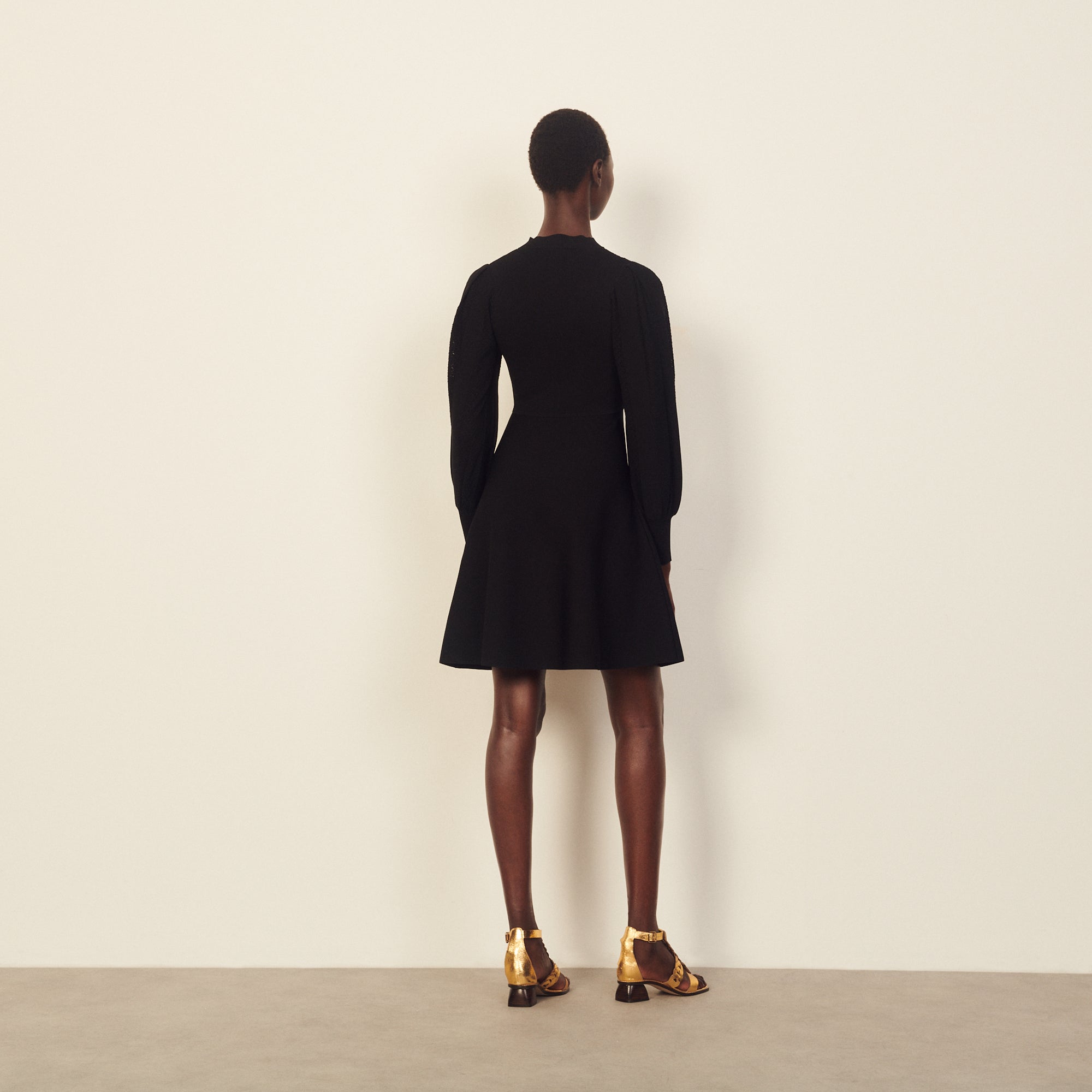 Robe Noir Sandro seconde main