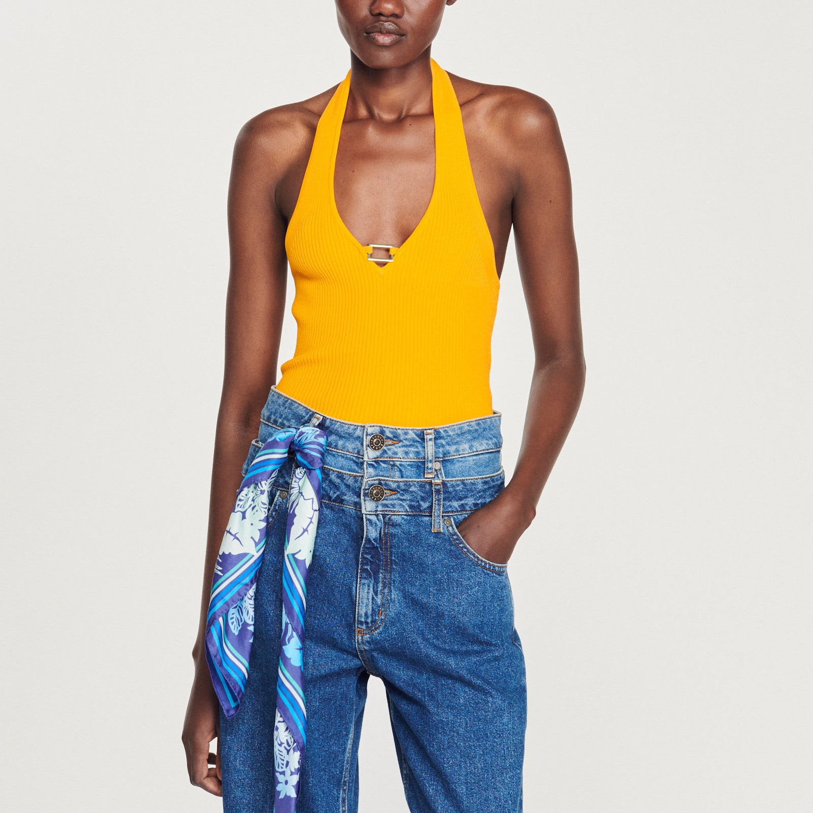 Top court en Maille détail bijou Sandro seconde main