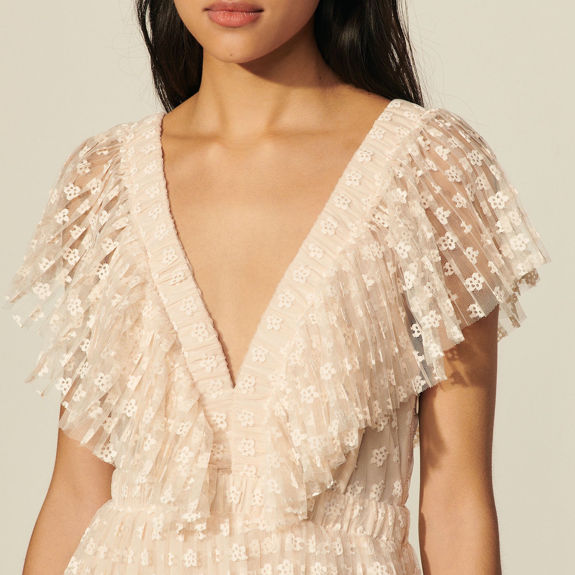 Robe longue en plumetis brodé plissé Sandro seconde main