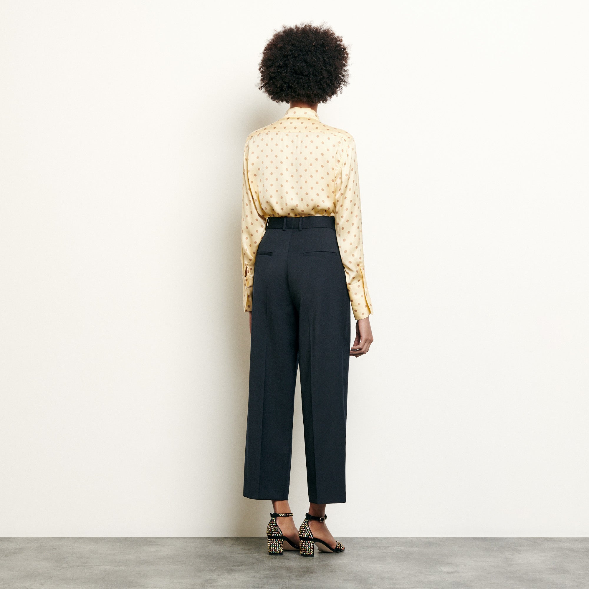 Pantalon de tailleur en laine Sandro seconde main