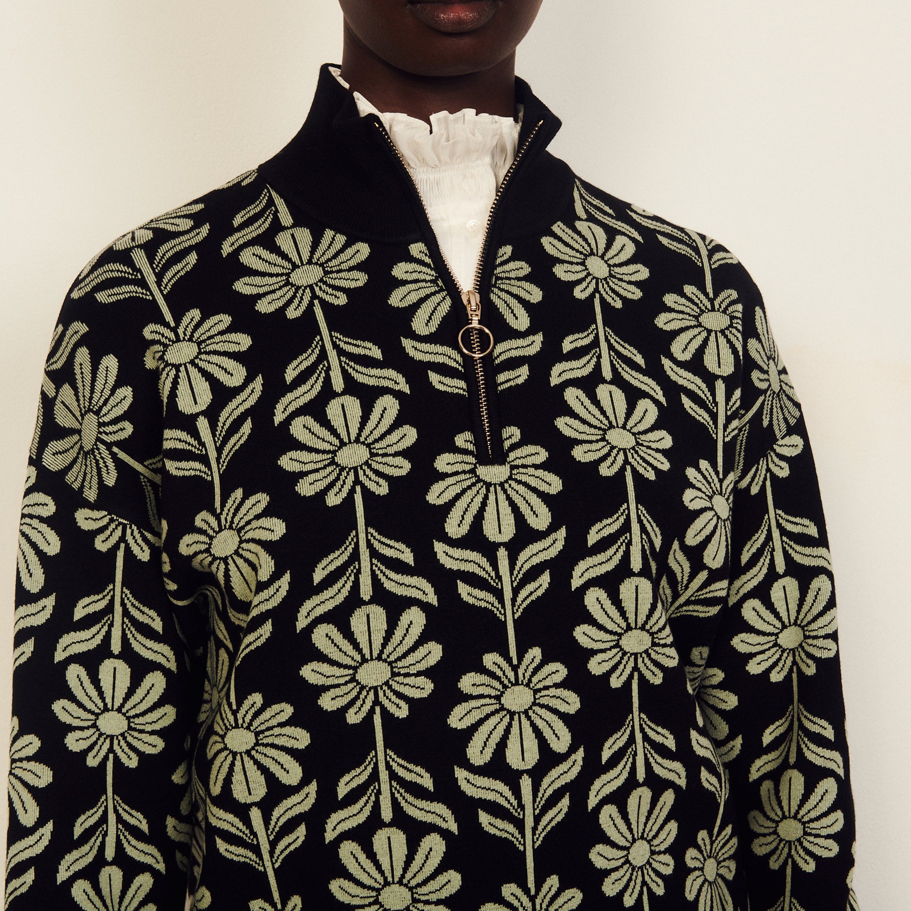 Pull Noir Sandro seconde main