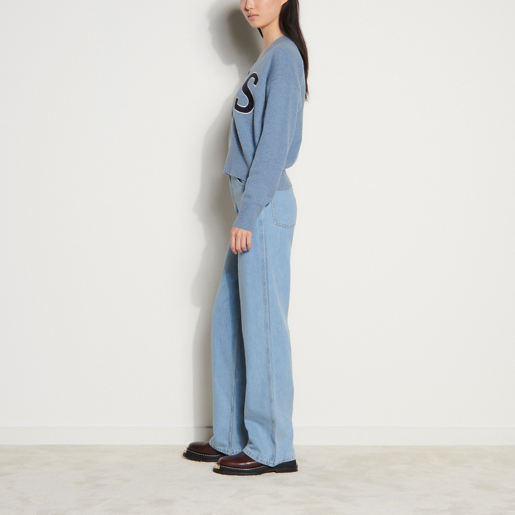 Pull col V en laine Sandro seconde main