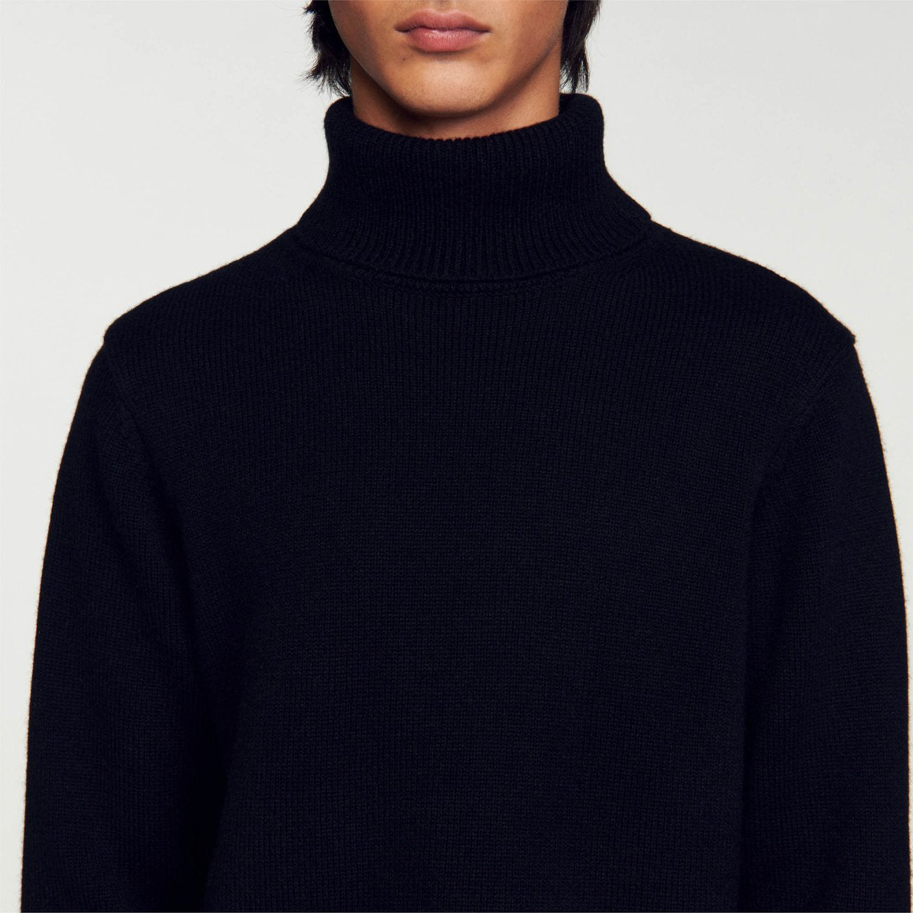 Pull Noir Sandro seconde main