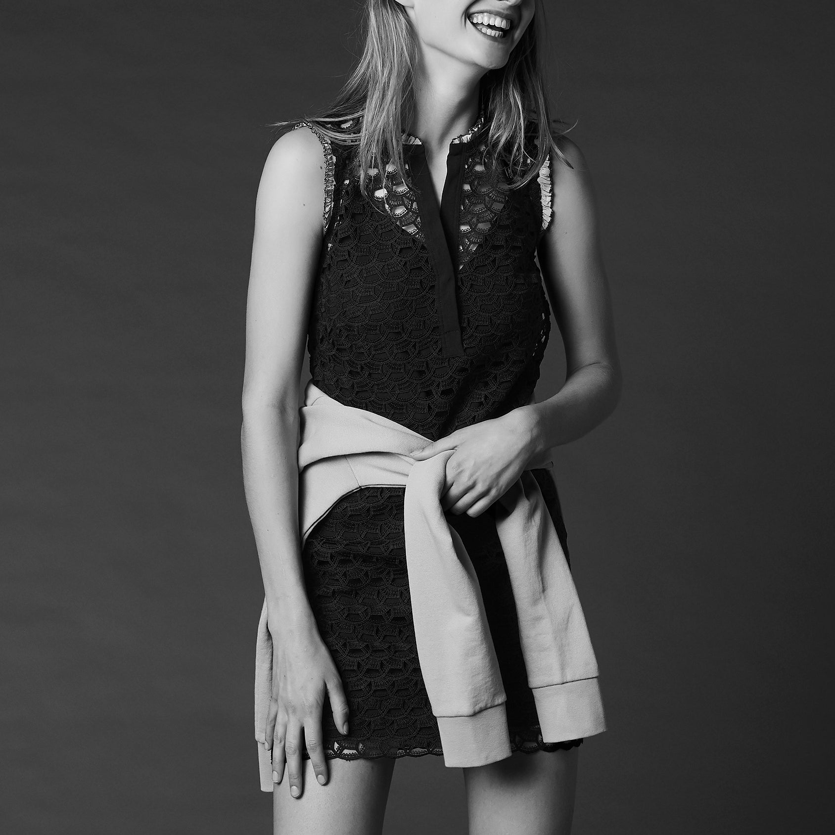 Robe sans manches en dentelle all over Sandro seconde main