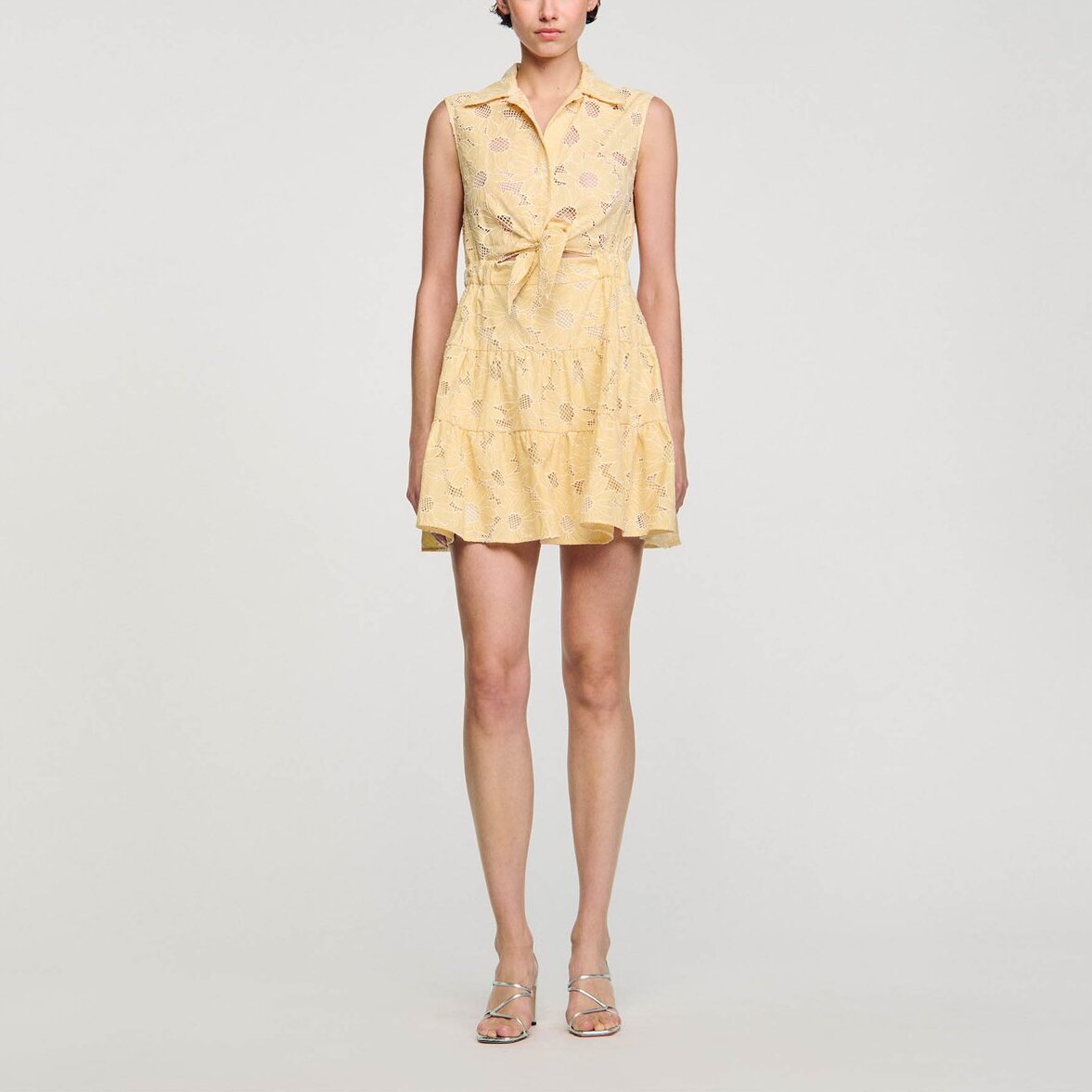 Robe courte brodée Sandro seconde main