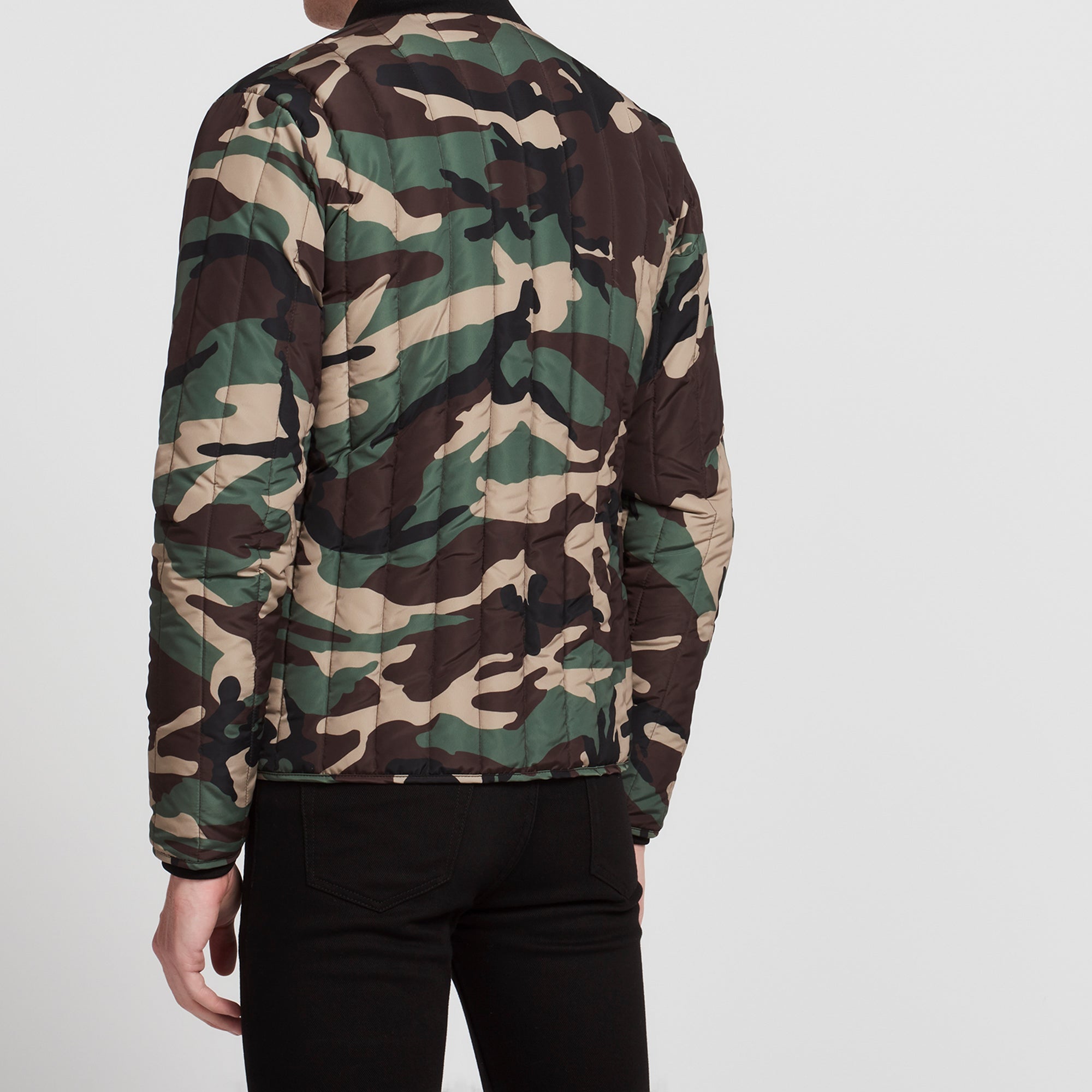 Doudoune light imprimée camouflage Sandro seconde main