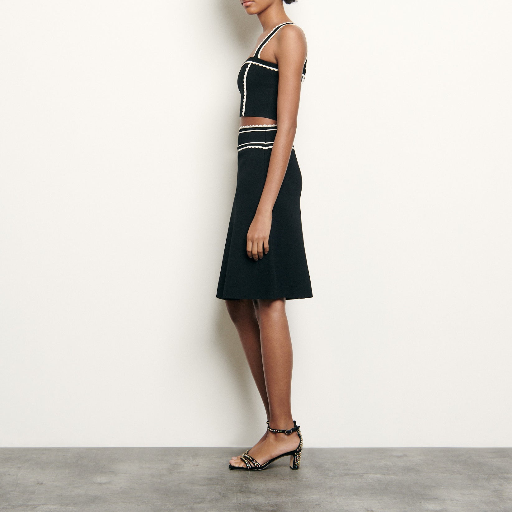 Jupe courte en Maille Sandro seconde main